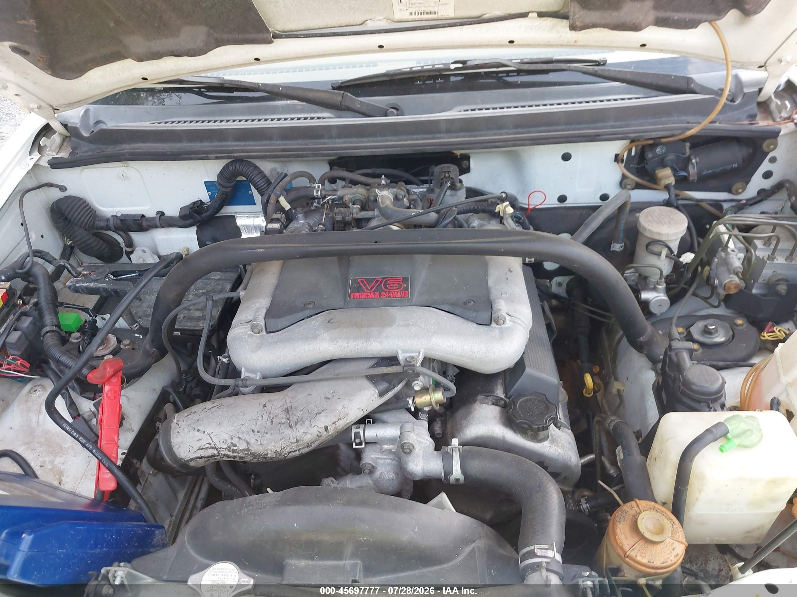 2000 Suzuki Grand Vitara Jls/jls+/limited White vin: JS3TE62V3Y4103672