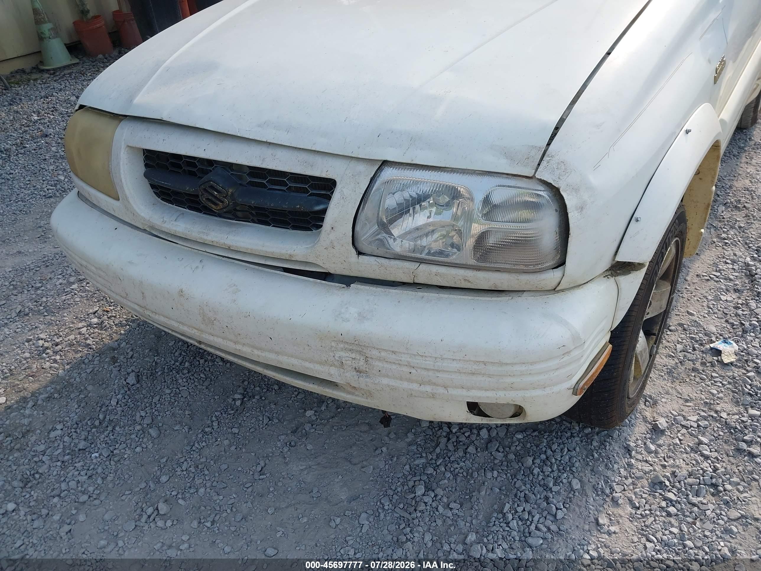 2000 Suzuki Grand Vitara Jls/jls+/limited White vin: JS3TE62V3Y4103672