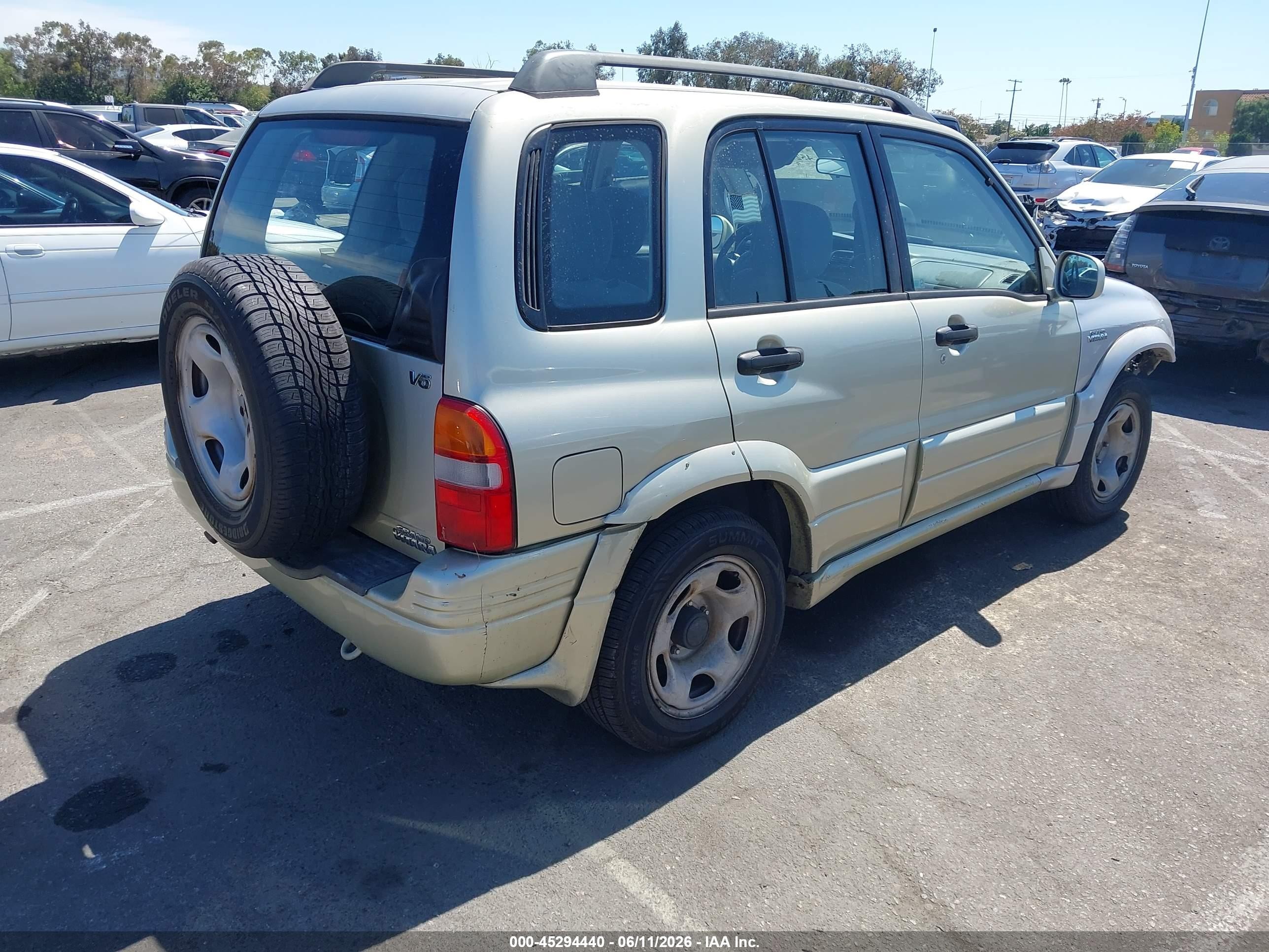 2000 Suzuki Grand Vitara Jls/jls+/limited Gold vin: JS3TE62V5Y4106797