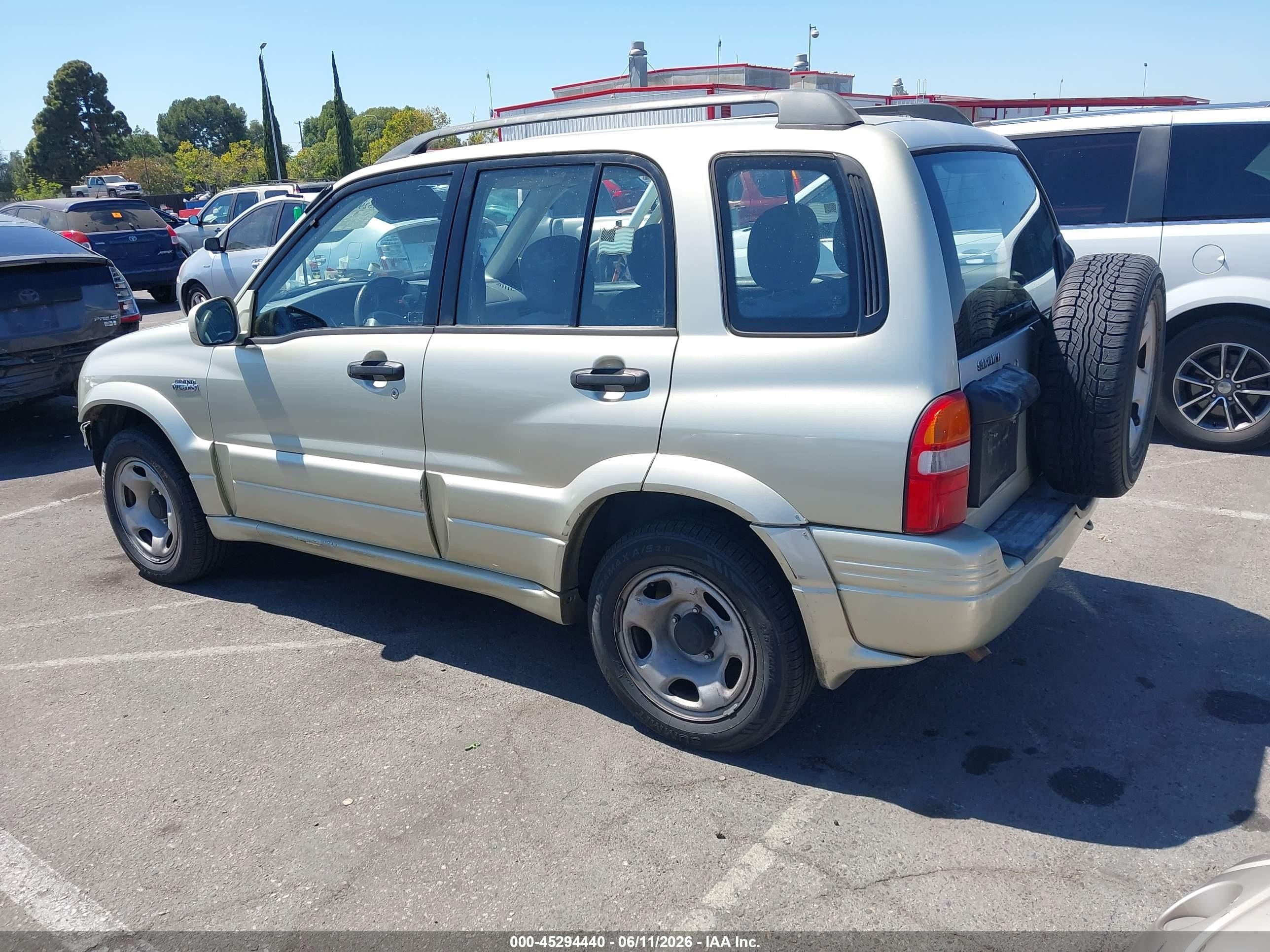 2000 Suzuki Grand Vitara Jls/jls+/limited Gold vin: JS3TE62V5Y4106797
