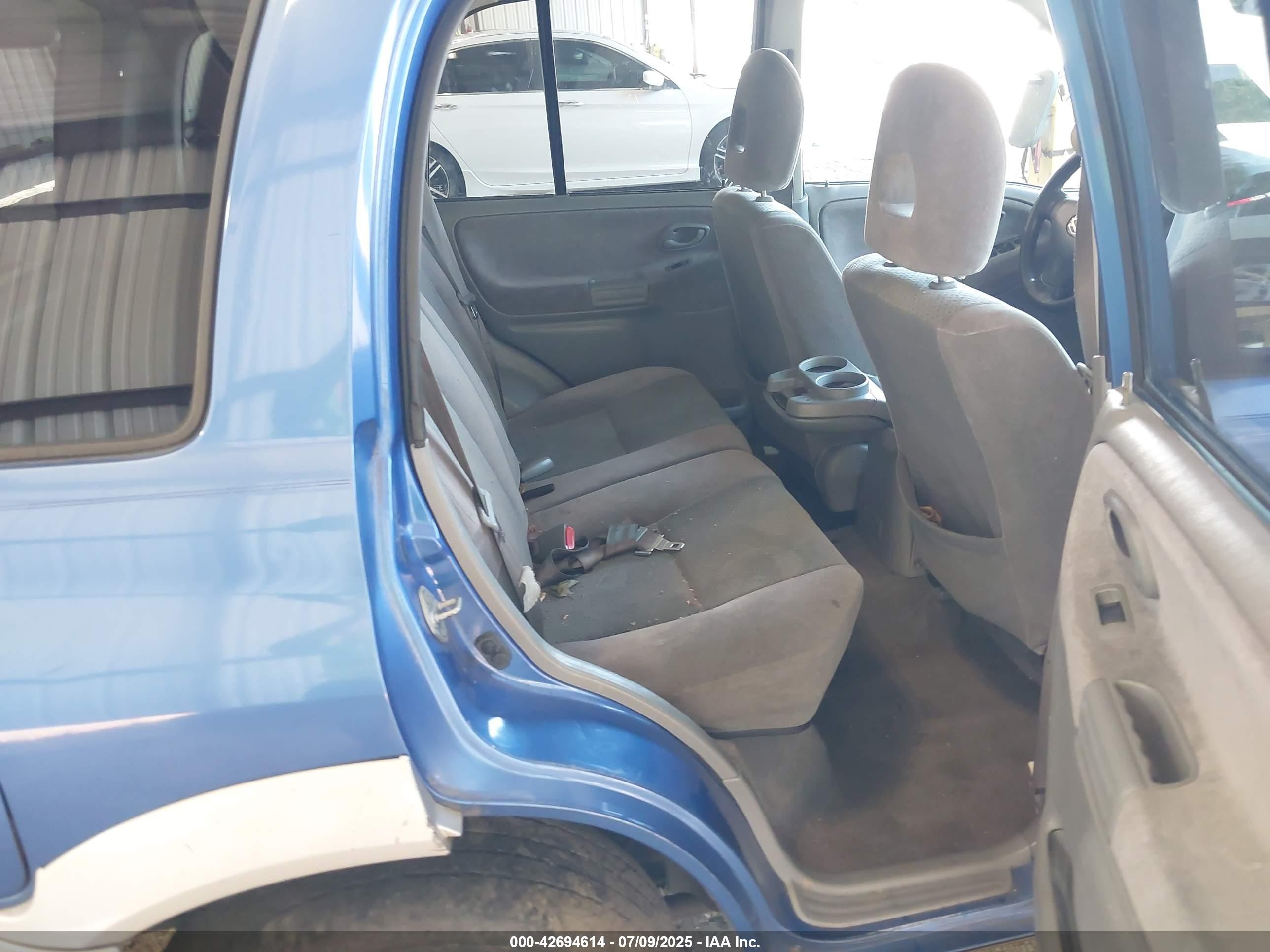 2004 Suzuki Grand Vitara Ex/lx Blue vin: JS3TE62V744100199
