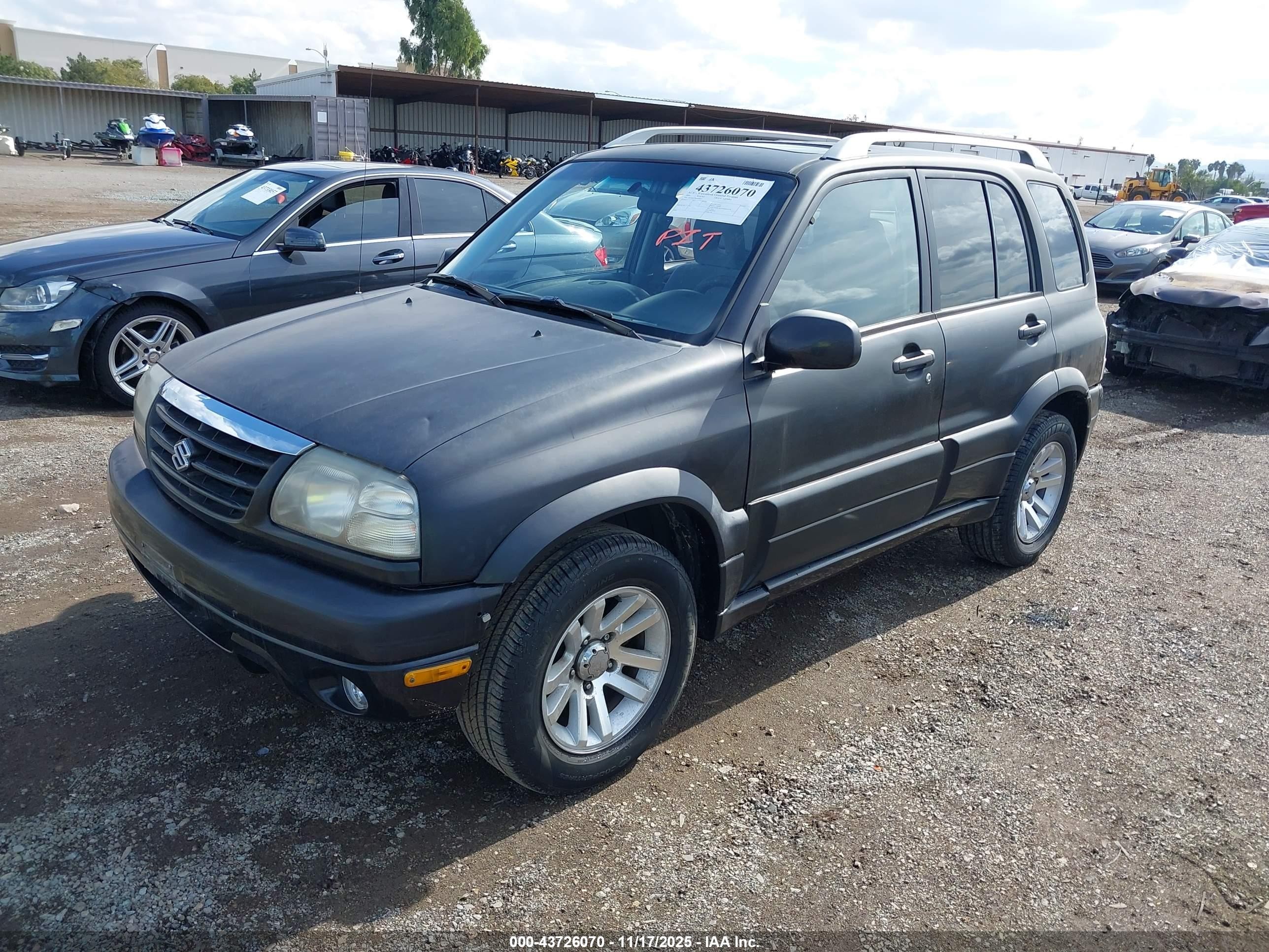 2004 Suzuki Grand Vitara Ex/lx Black vin: JS3TE62V844100437
