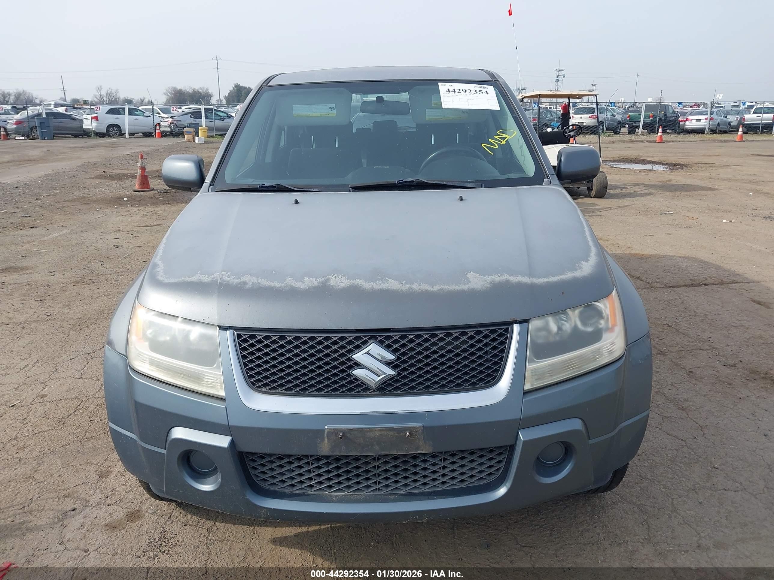 2007 Suzuki Grand Vitara   Gray vin: JS3TE941074200421