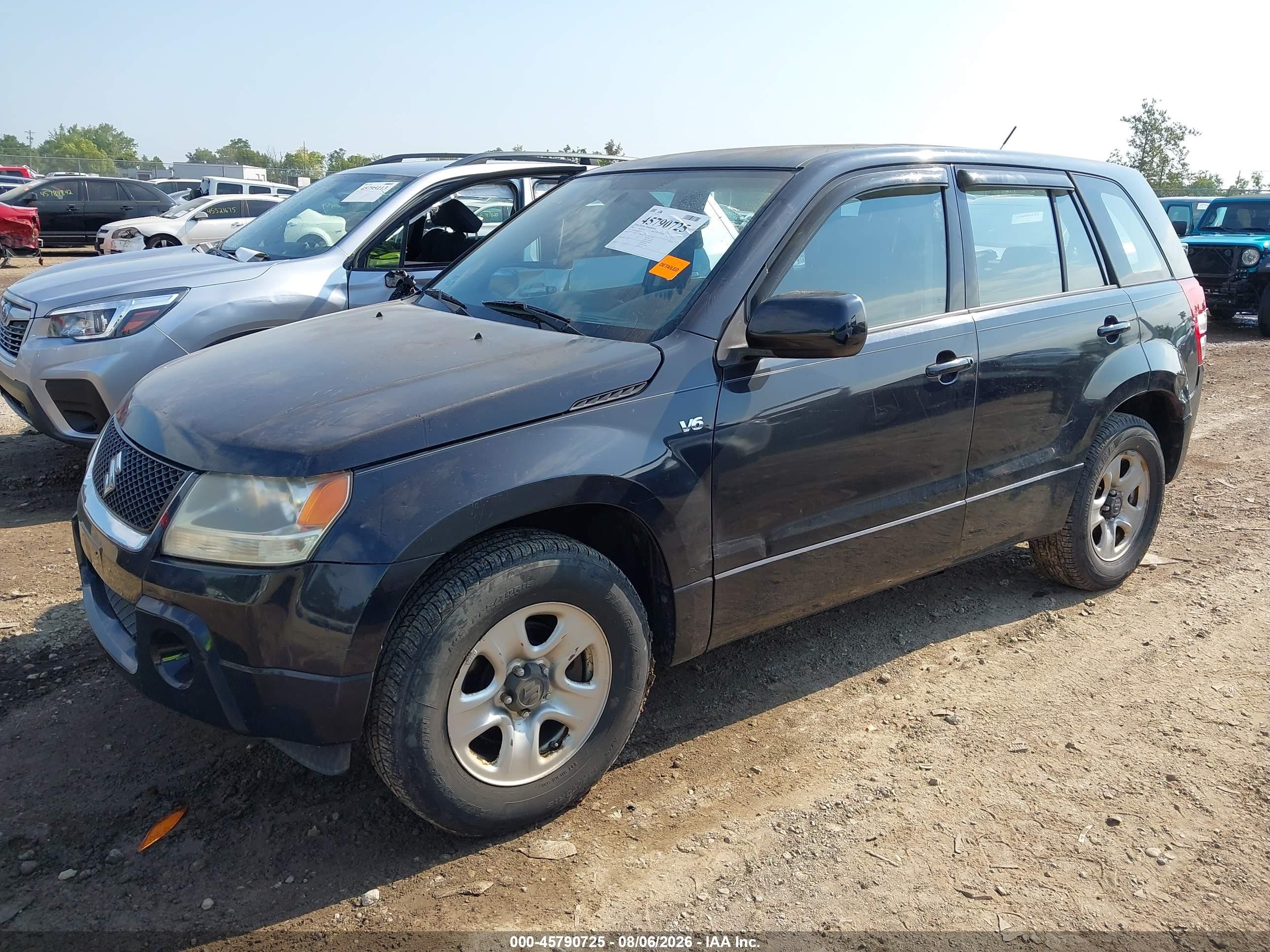 2008 Suzuki Grand Vitara   Black vin: JS3TE941284102332