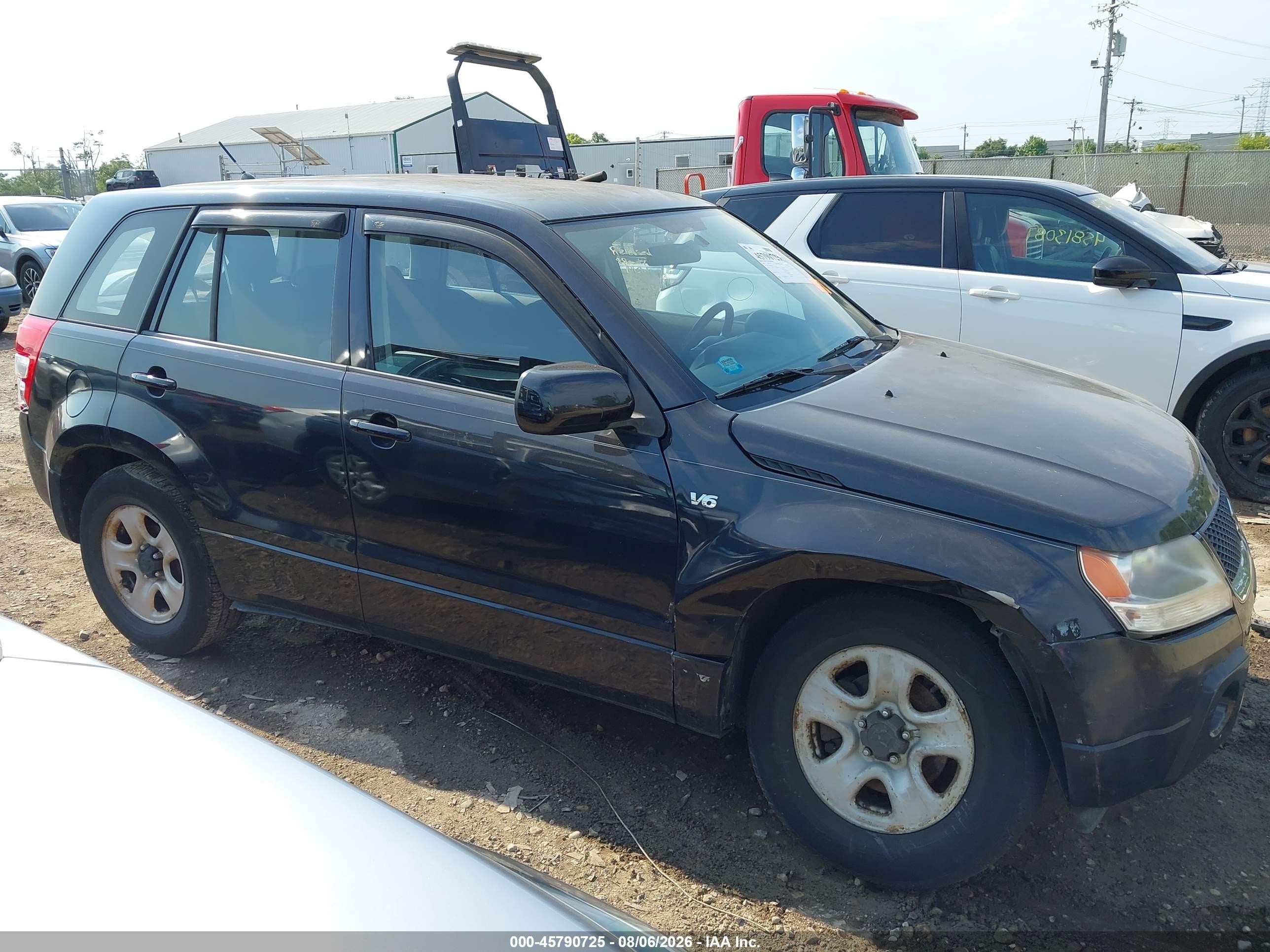 2008 Suzuki Grand Vitara   Black vin: JS3TE941284102332