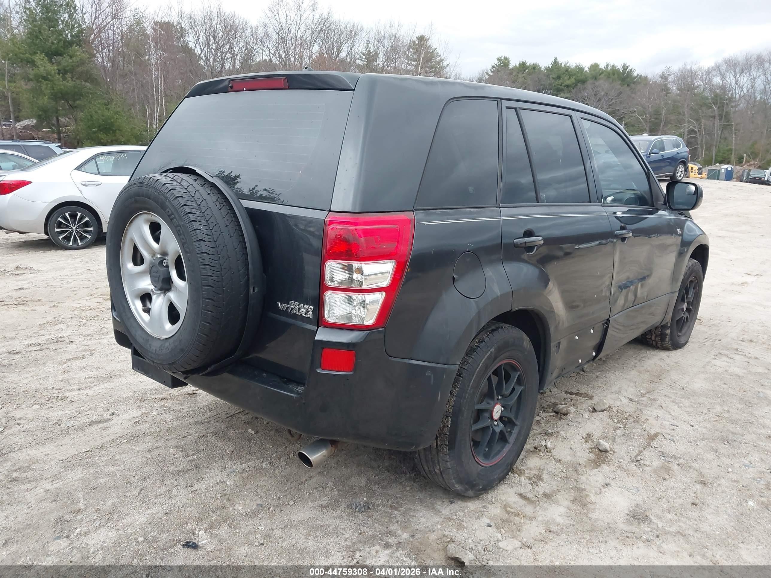2007 Suzuki Grand Vitara   Black vin: JS3TE941374202177