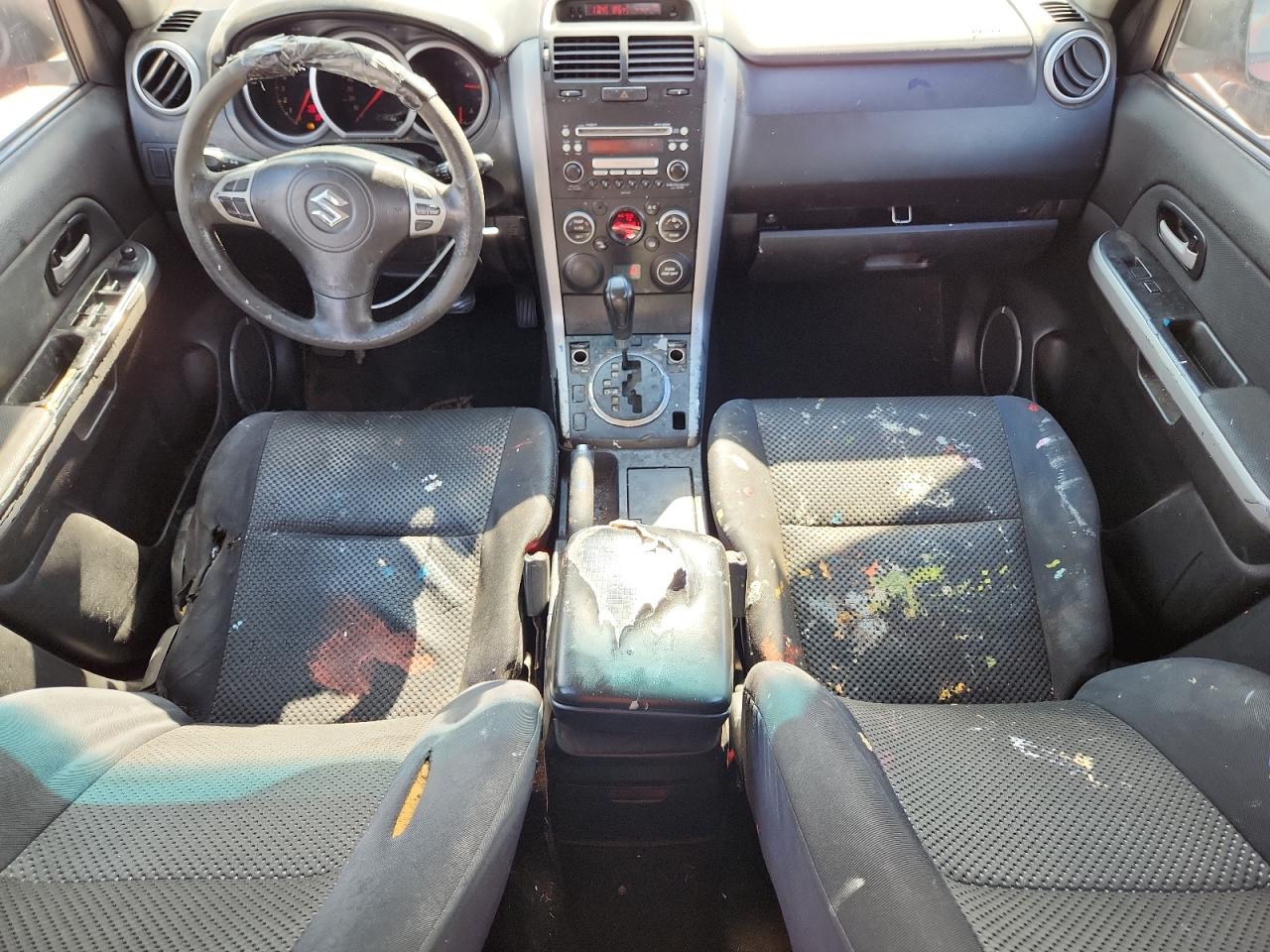 2008 Suzuki Grand Vitara Red vin: JS3TE941384100654