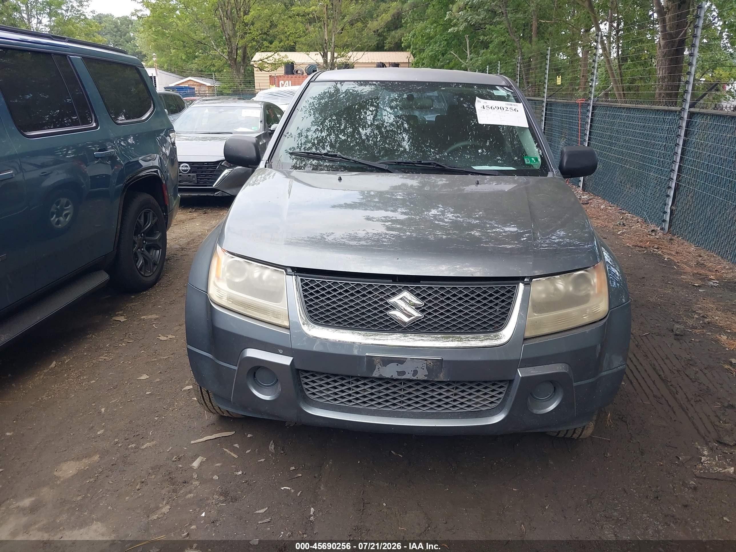 2008 Suzuki Grand Vitara Appearance/appearance Plus/w/spare   Cargo Covers Серый vin: JS3TE941384100962