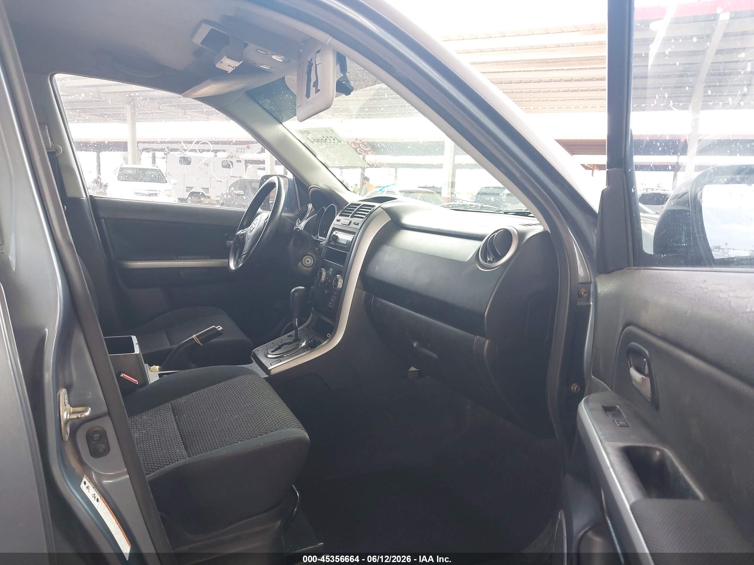 2006 Suzuki Grand Vitara   Blue vin: JS3TE941864101022