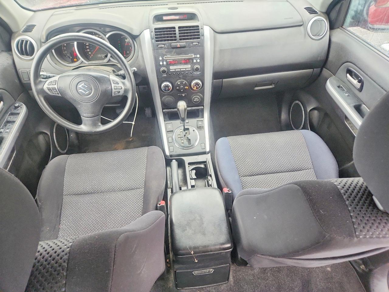 2007 Suzuki Grand Vitara Red vin: JS3TE941X74201477
