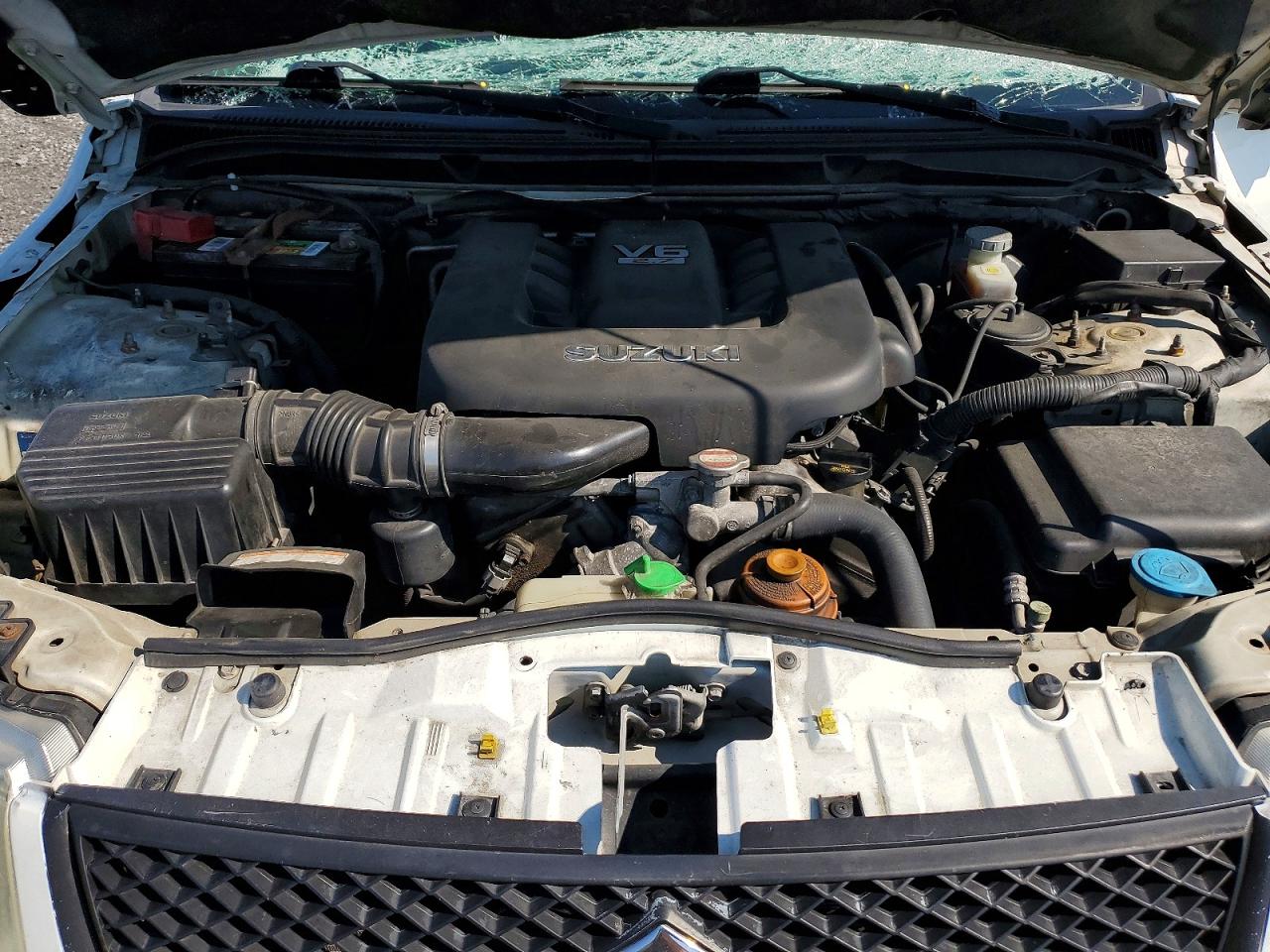 2006 Suzuki Grand Vitara Xsport Белый vin: JS3TE944064102207