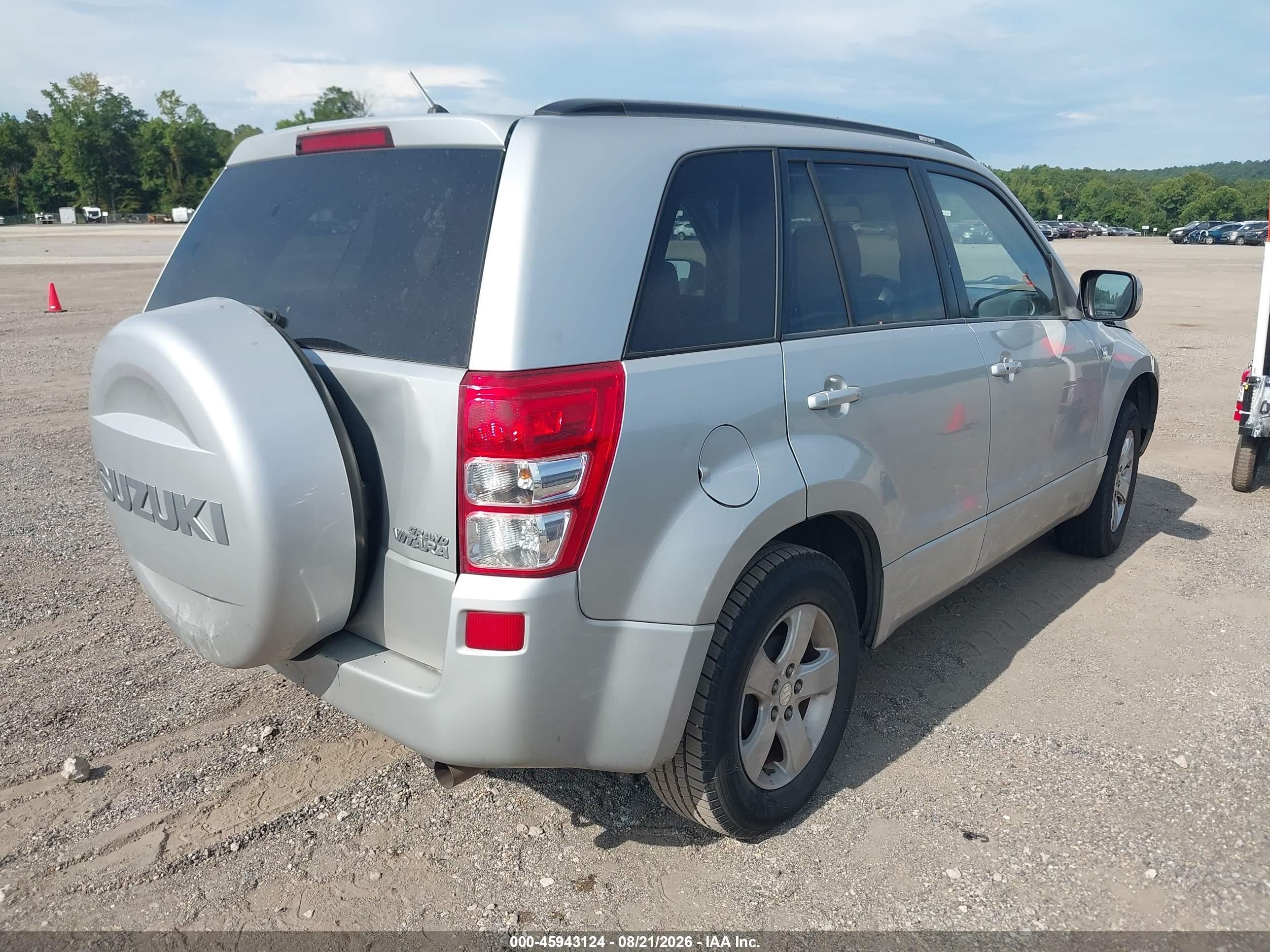 2007 Suzuki Grand Vitara Xsport Silver vin: JS3TE944174205167