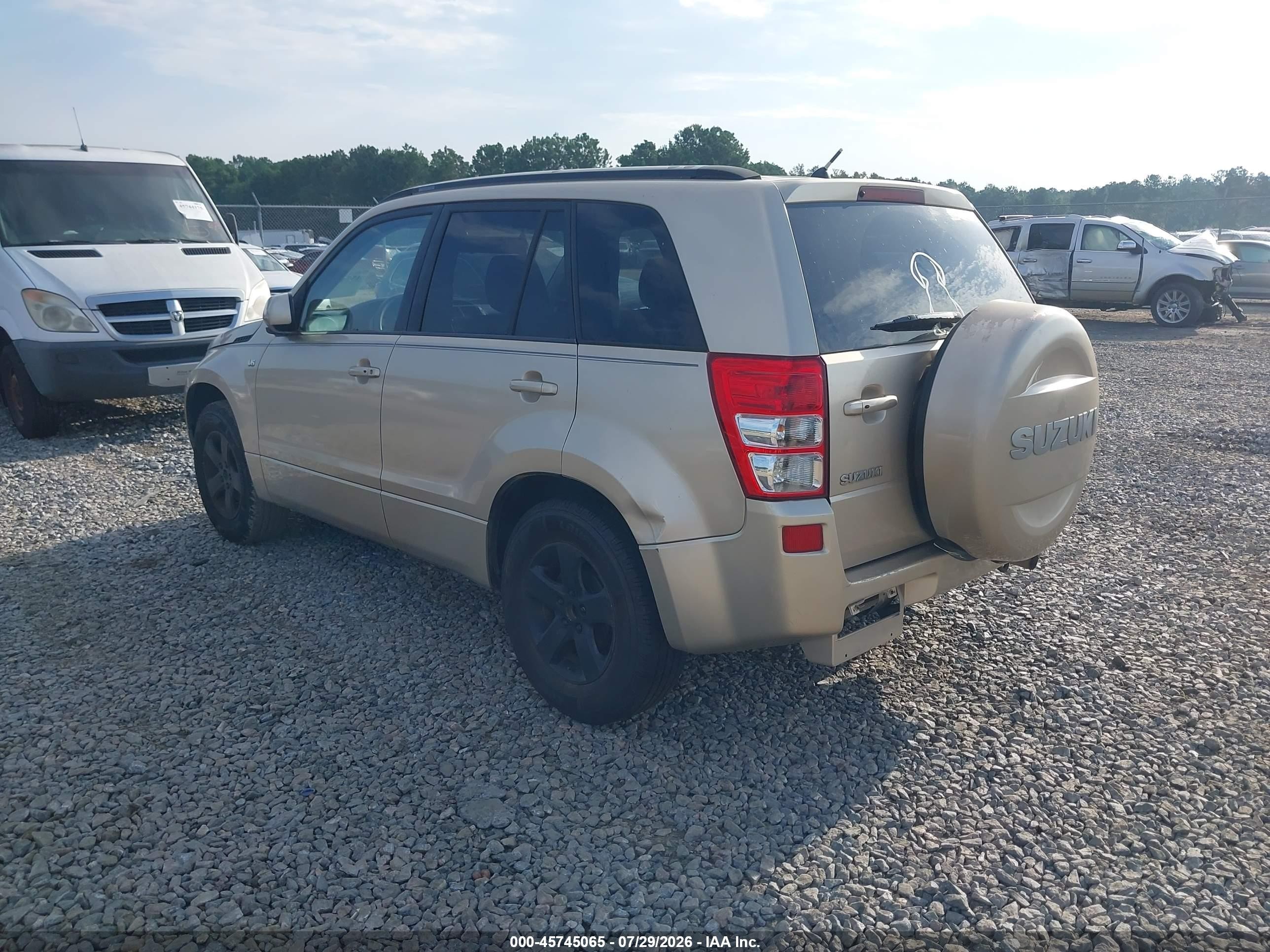 2006 Suzuki Grand Vitara Xsport Beige vin: JS3TE944264103584