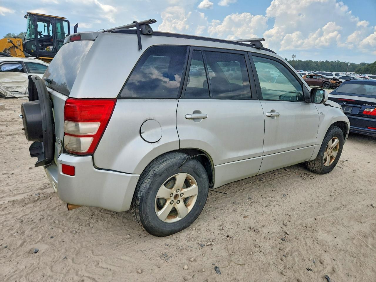2006 Suzuki Grand Vitara Xsport Silver vin: JS3TE944564100100