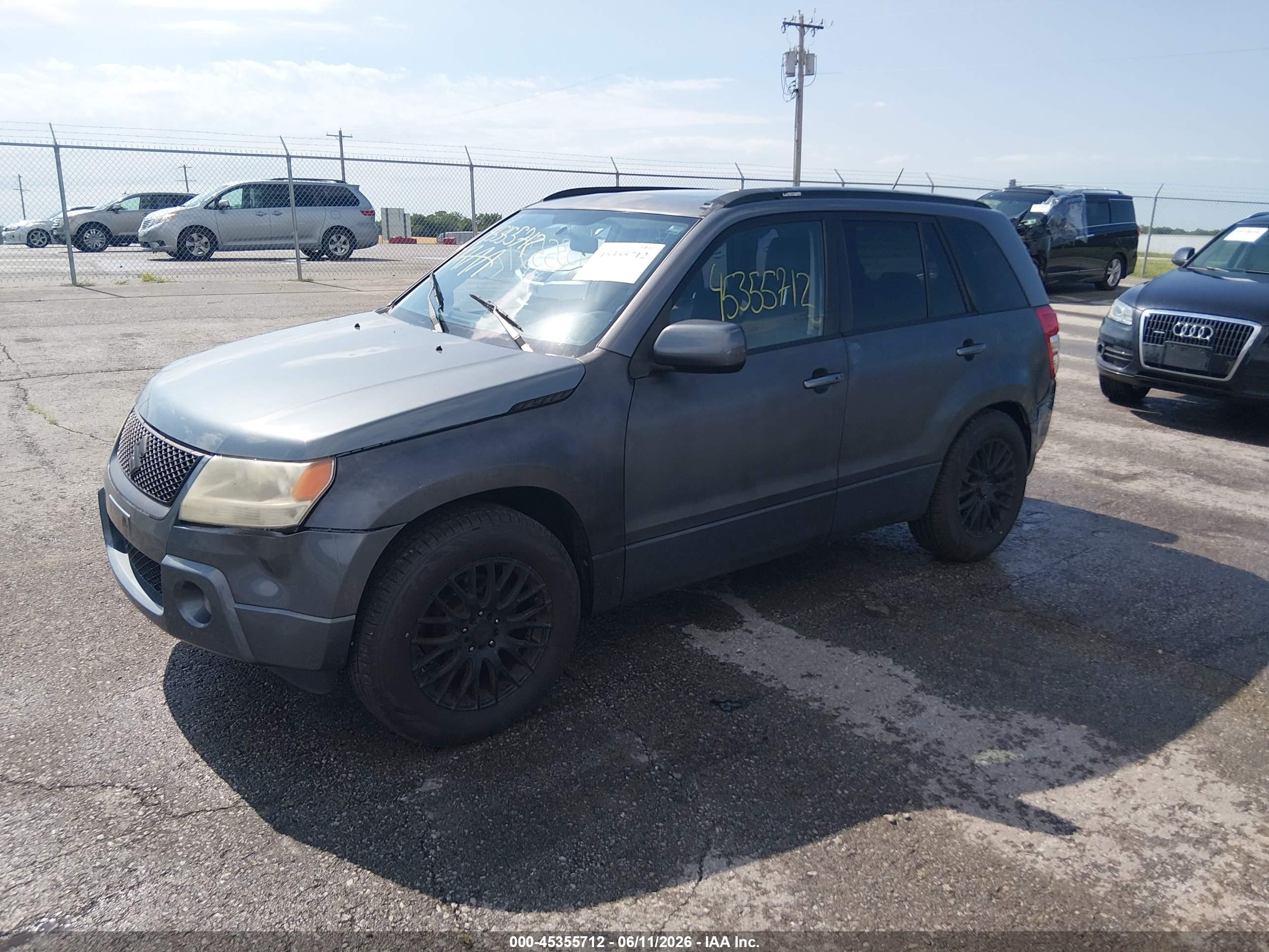 2006 Suzuki Grand Vitara Luxury Blue vin: JS3TE947464104925