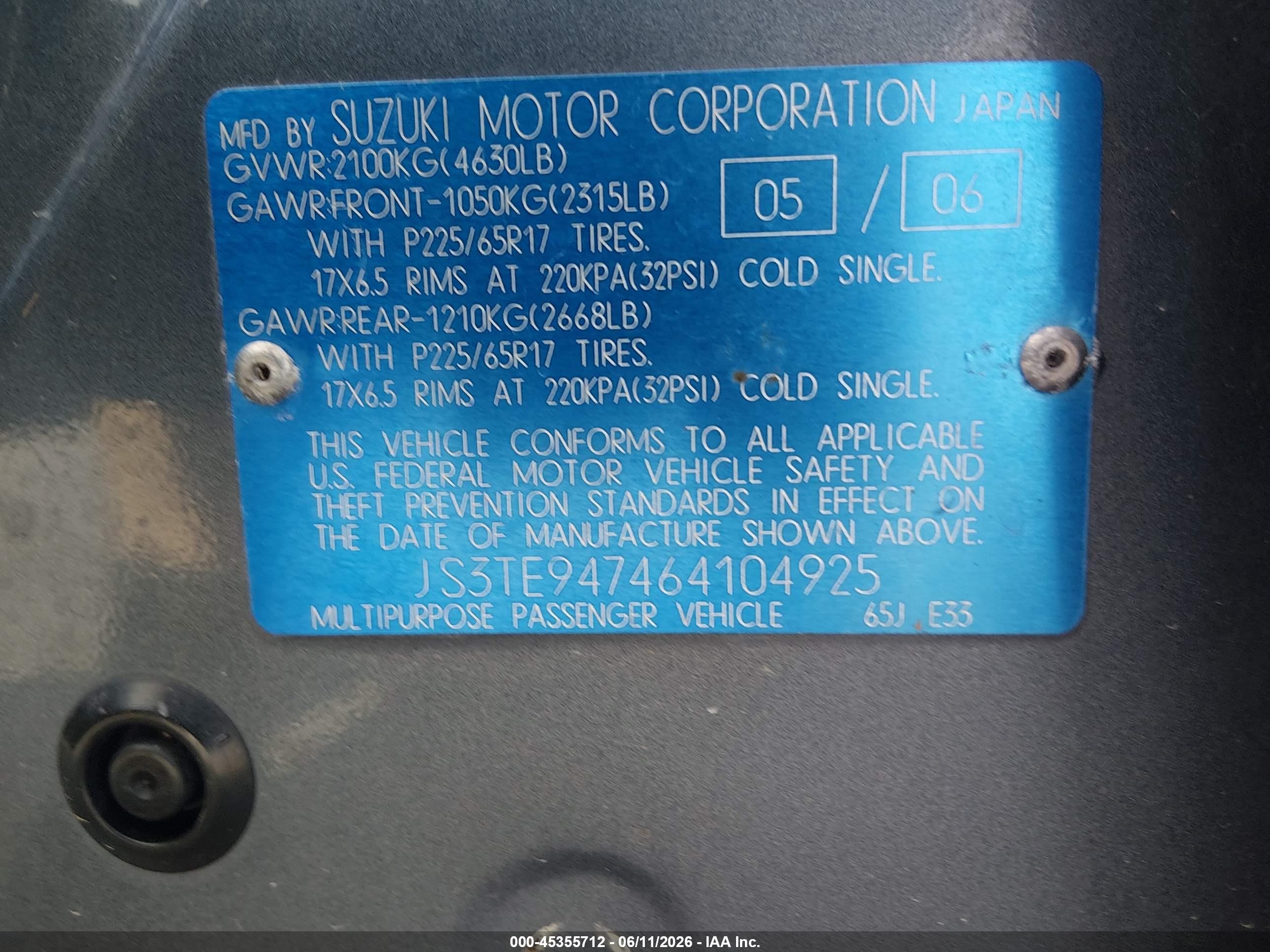 2006 Suzuki Grand Vitara Luxury Blue vin: JS3TE947464104925