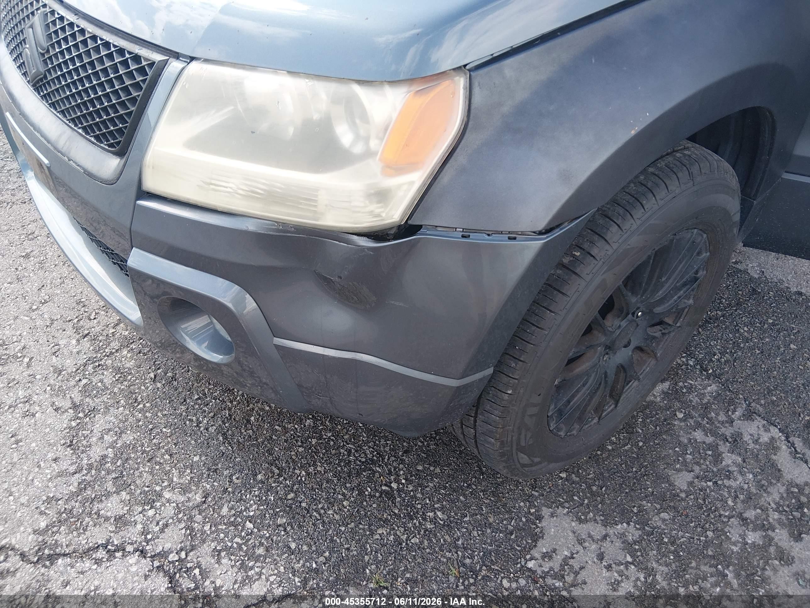 2006 Suzuki Grand Vitara Luxury Blue vin: JS3TE947464104925
