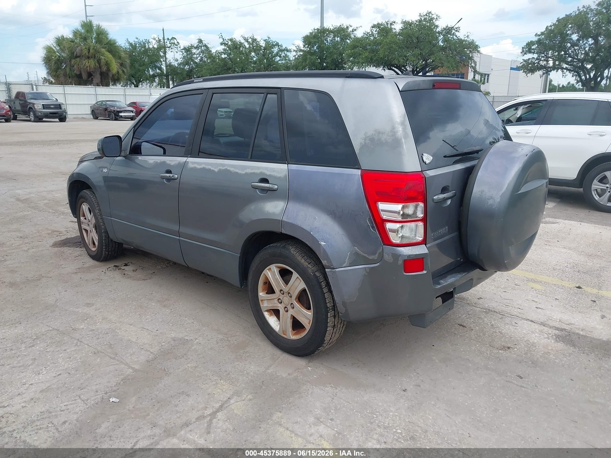 2006 Suzuki Grand Vitara Luxury Серый vin: JS3TE947964103155