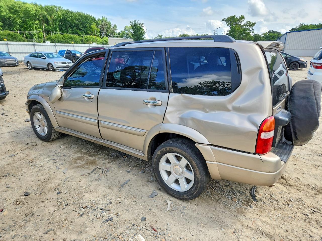 2002 Suzuki Xl7 Plus Gold vin: JS3TY92V624107912