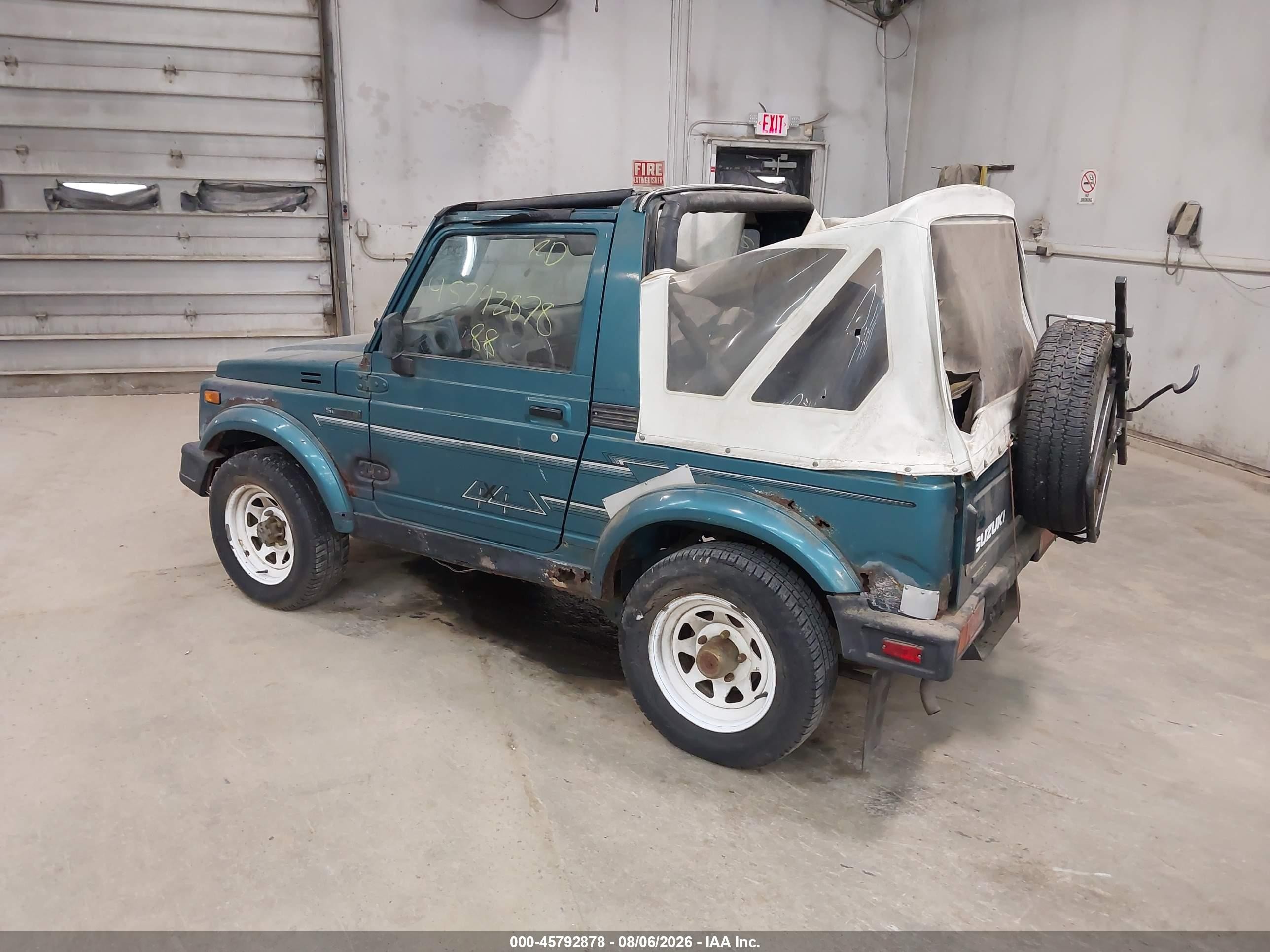 1988 Suzuki Samurai Green vin: JS4JC51C9J4212601