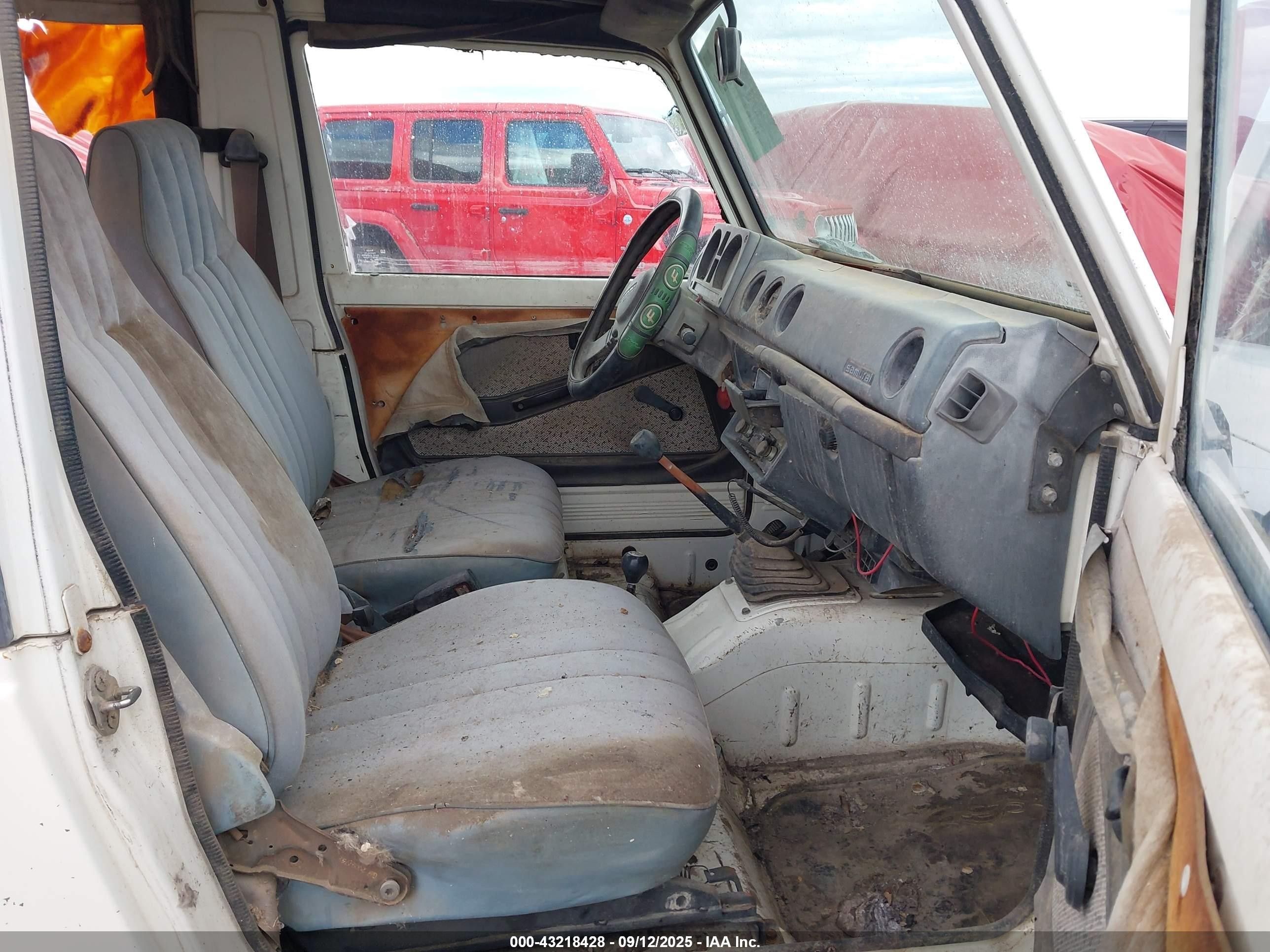 1986 Suzuki Samurai   White vin: JS4JC51CXG4110989