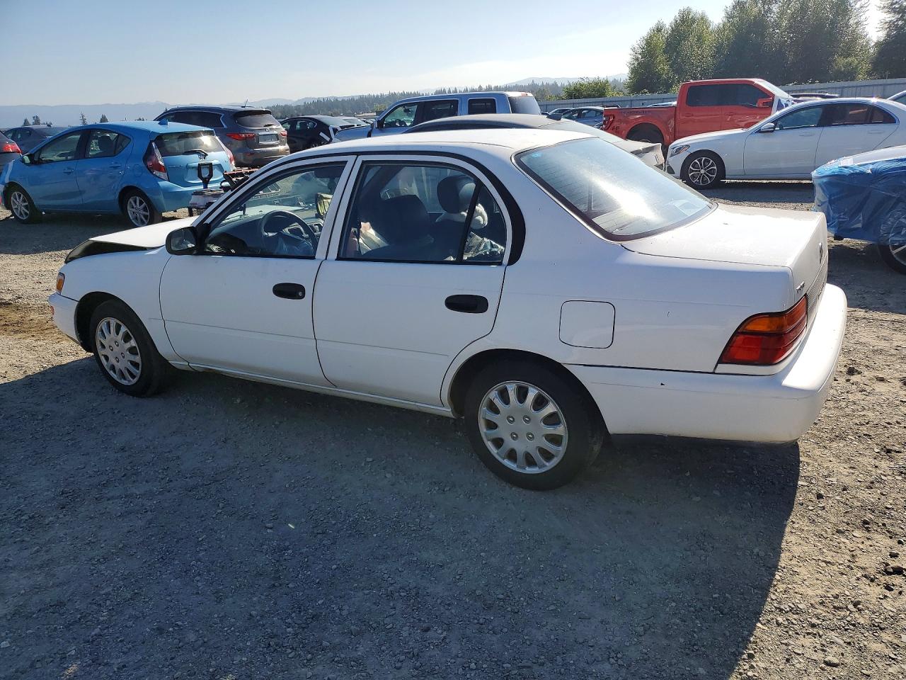 1994 Toyota Corolla Base White vin: JT2AE04B5R0082654