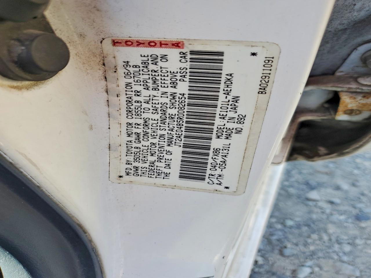 1994 Toyota Corolla Base White vin: JT2AE04B5R0082654