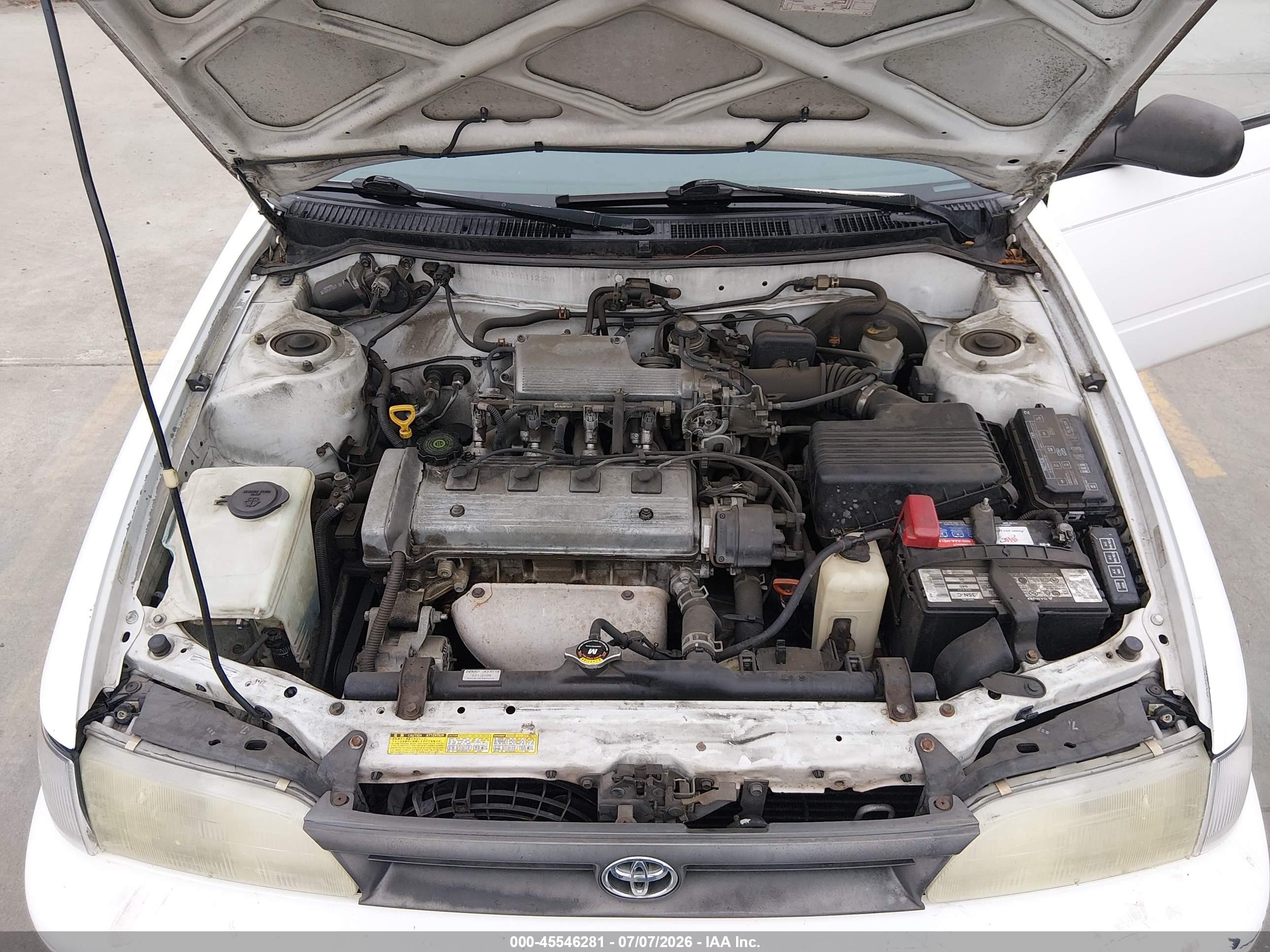 1995 Toyota Corolla   White vin: JT2AE04BXS0112270