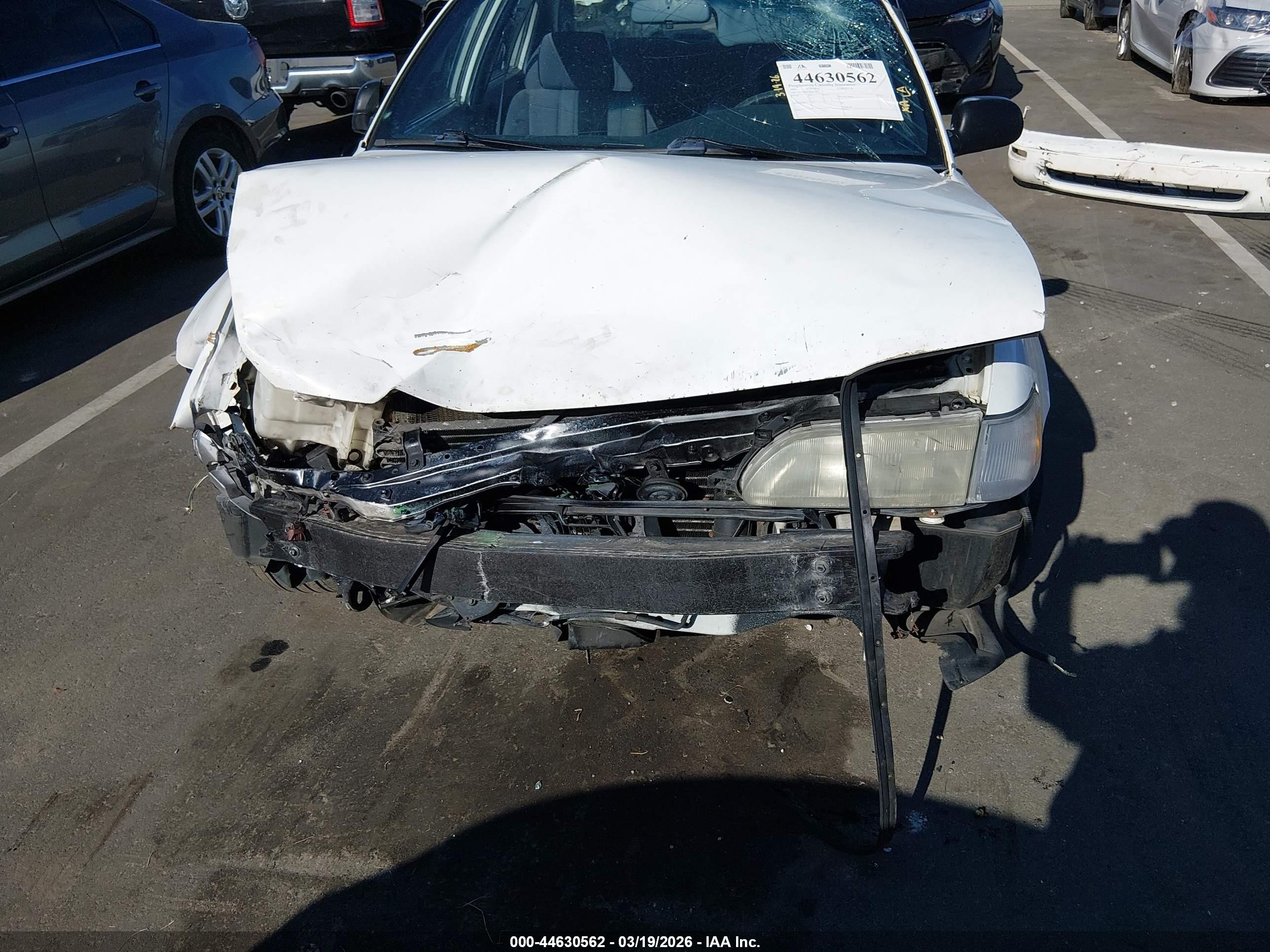 1993 Toyota Corolla   White vin: JT2AE04E1P0027075