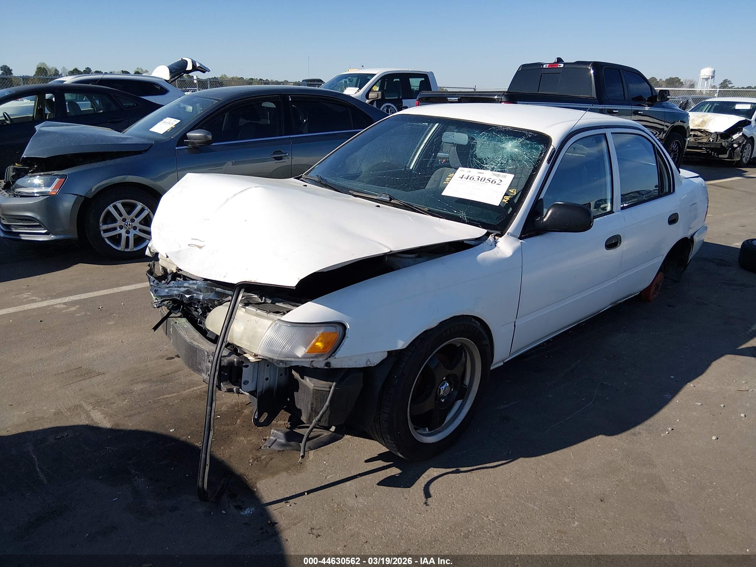 1993 Toyota Corolla   White vin: JT2AE04E1P0027075