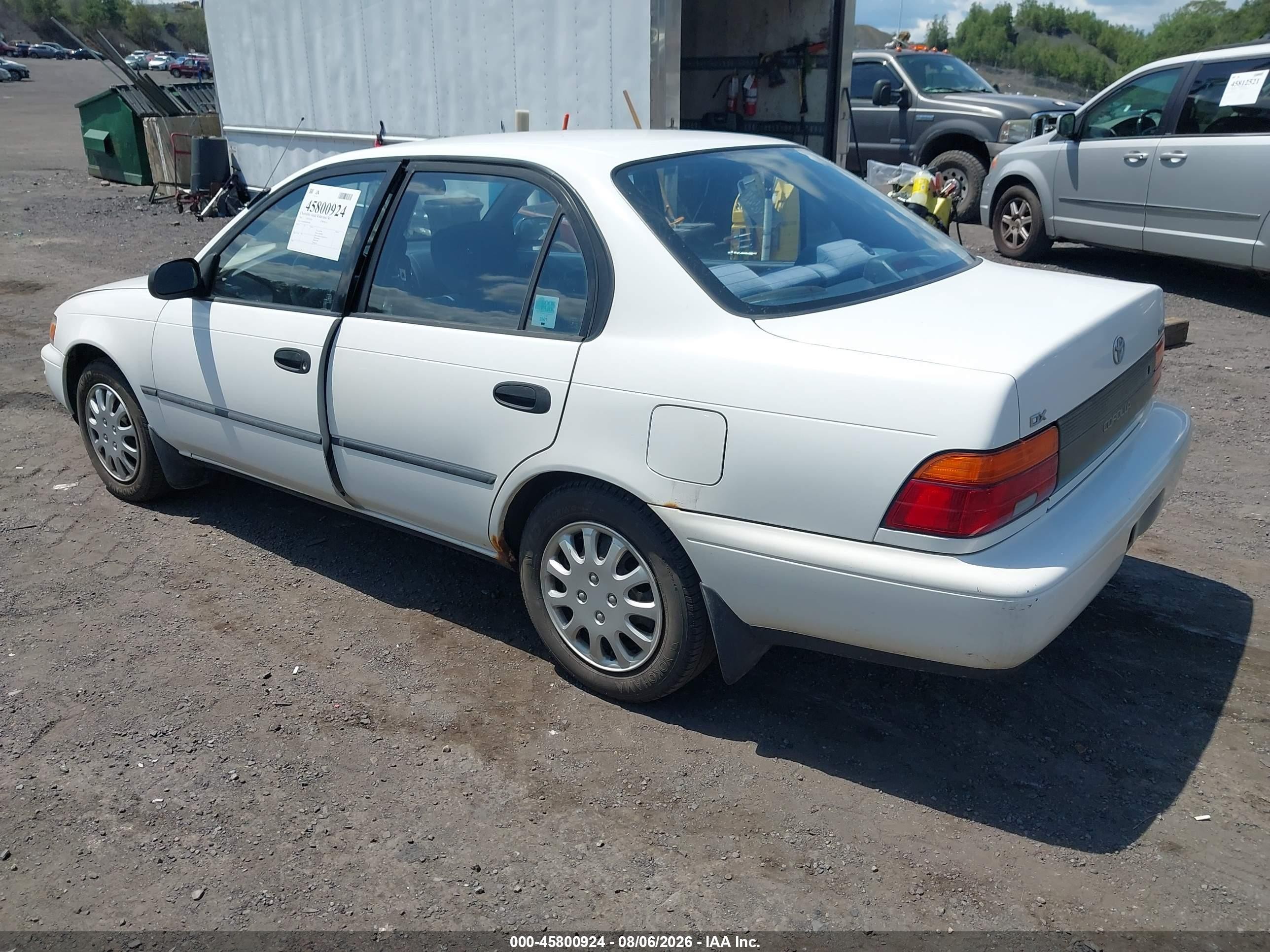 1995 Toyota Corolla Le/dx White vin: JT2AE09B1S0105281