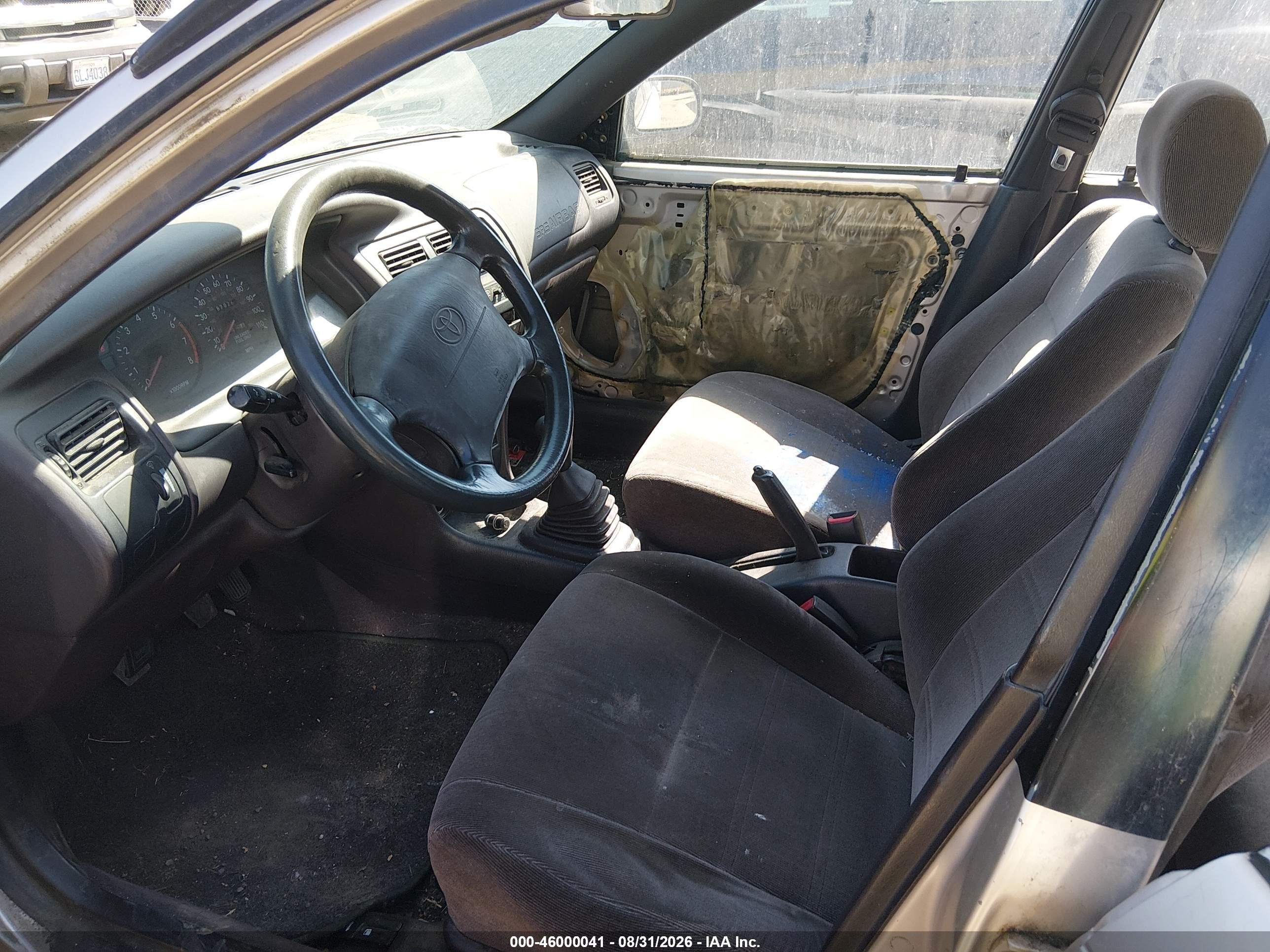 1994 Toyota Corolla Le/dx Tan vin: JT2AE09B5R0063627