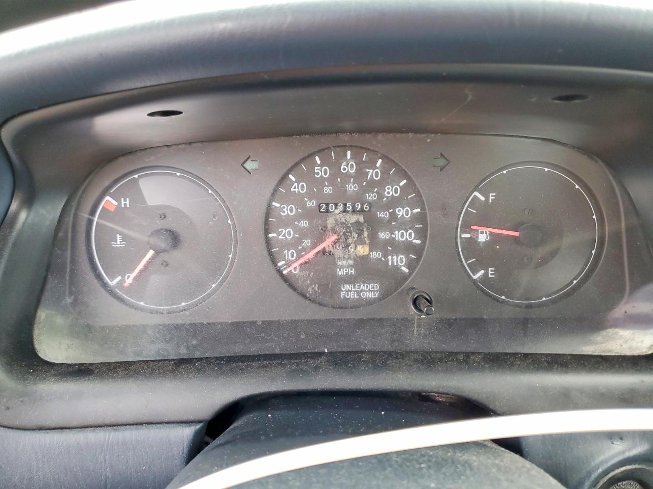 1995 Toyota Corolla Dx White vin: JT2AE09B5S0083737