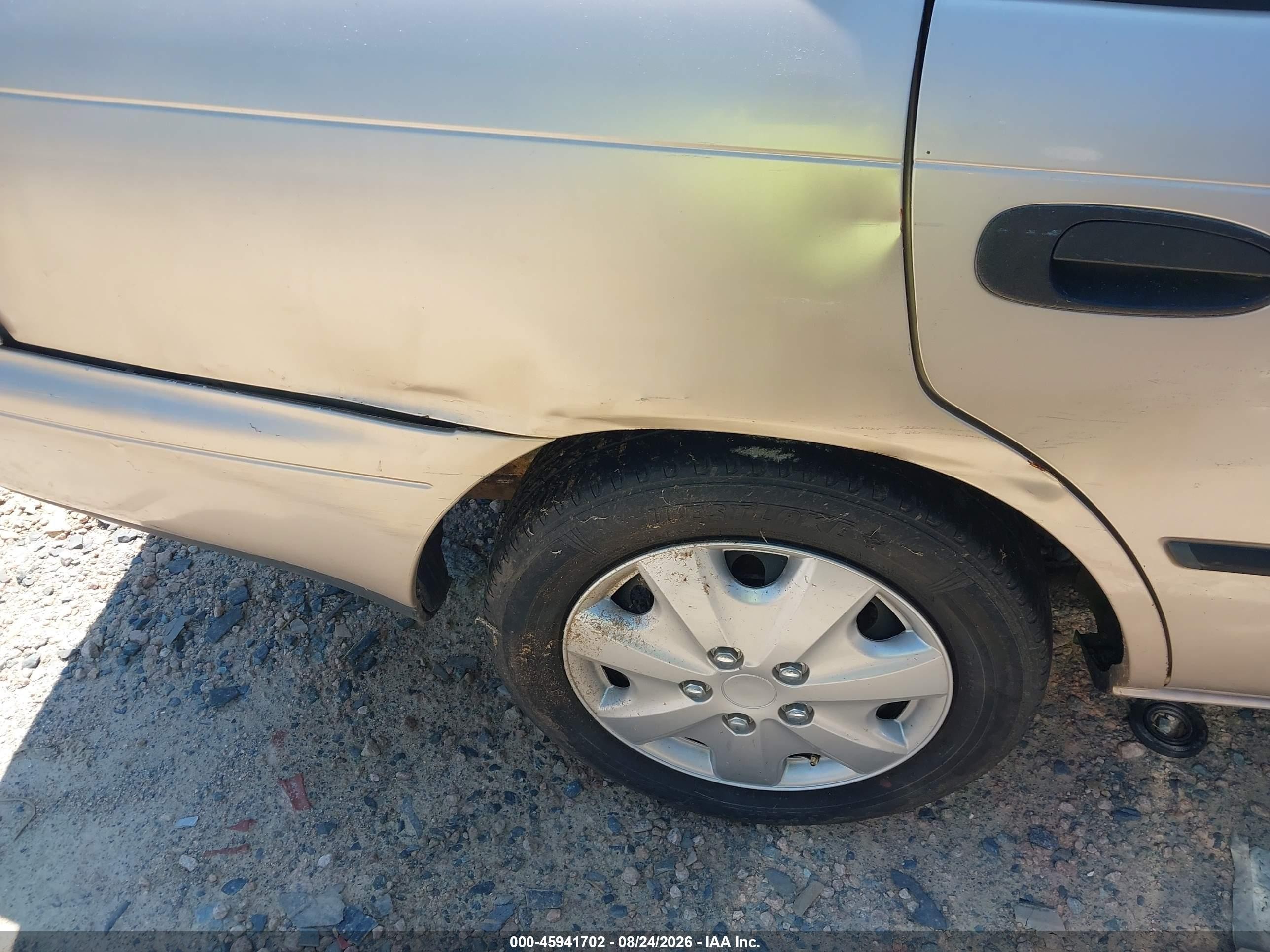 1995 Toyota Corolla Le/dx Gold vin: JT2AE09BXS0083524