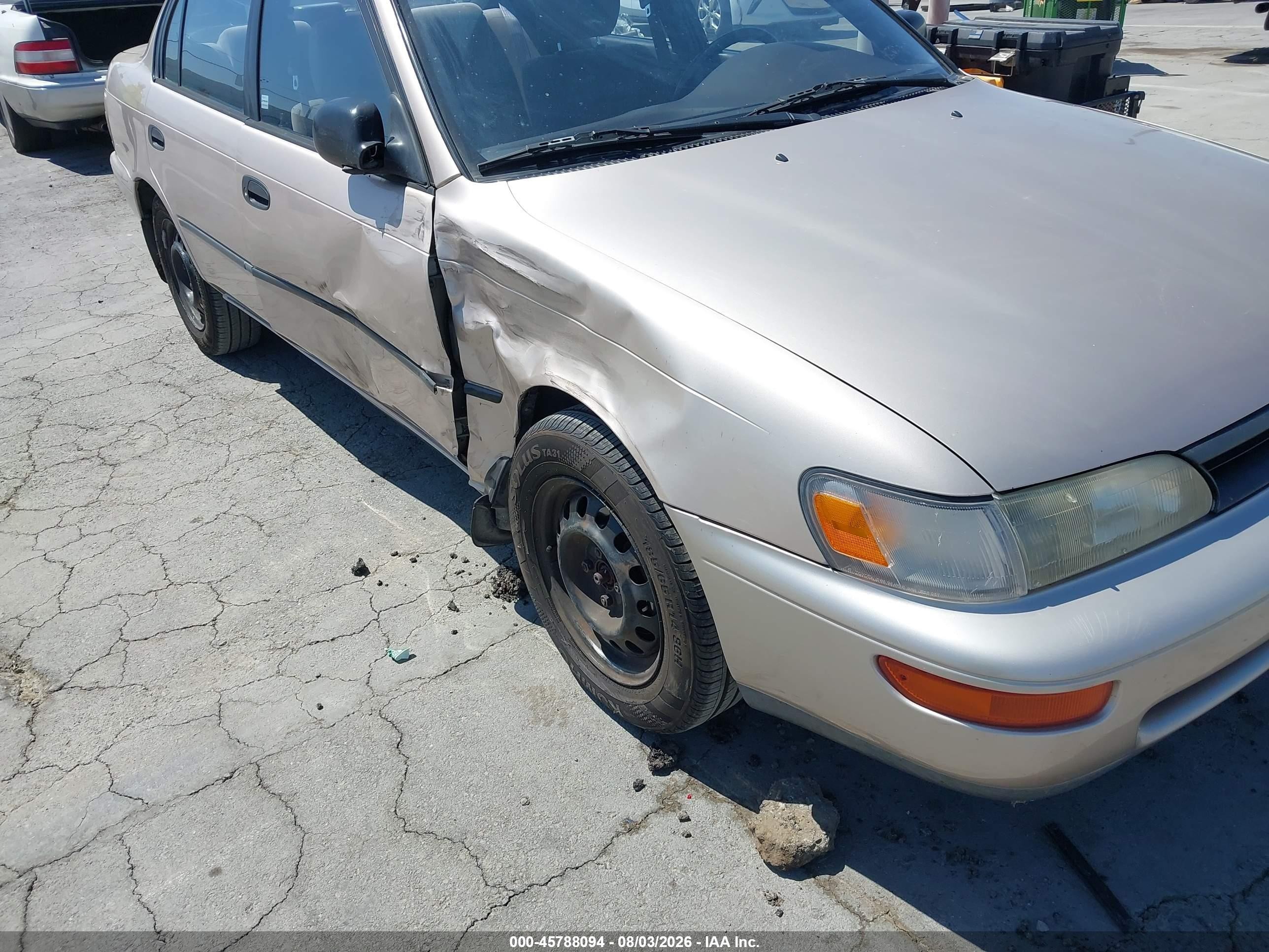 1993 Toyota Corolla Le/dx Pewter vin: JT2AE09E0P0023611
