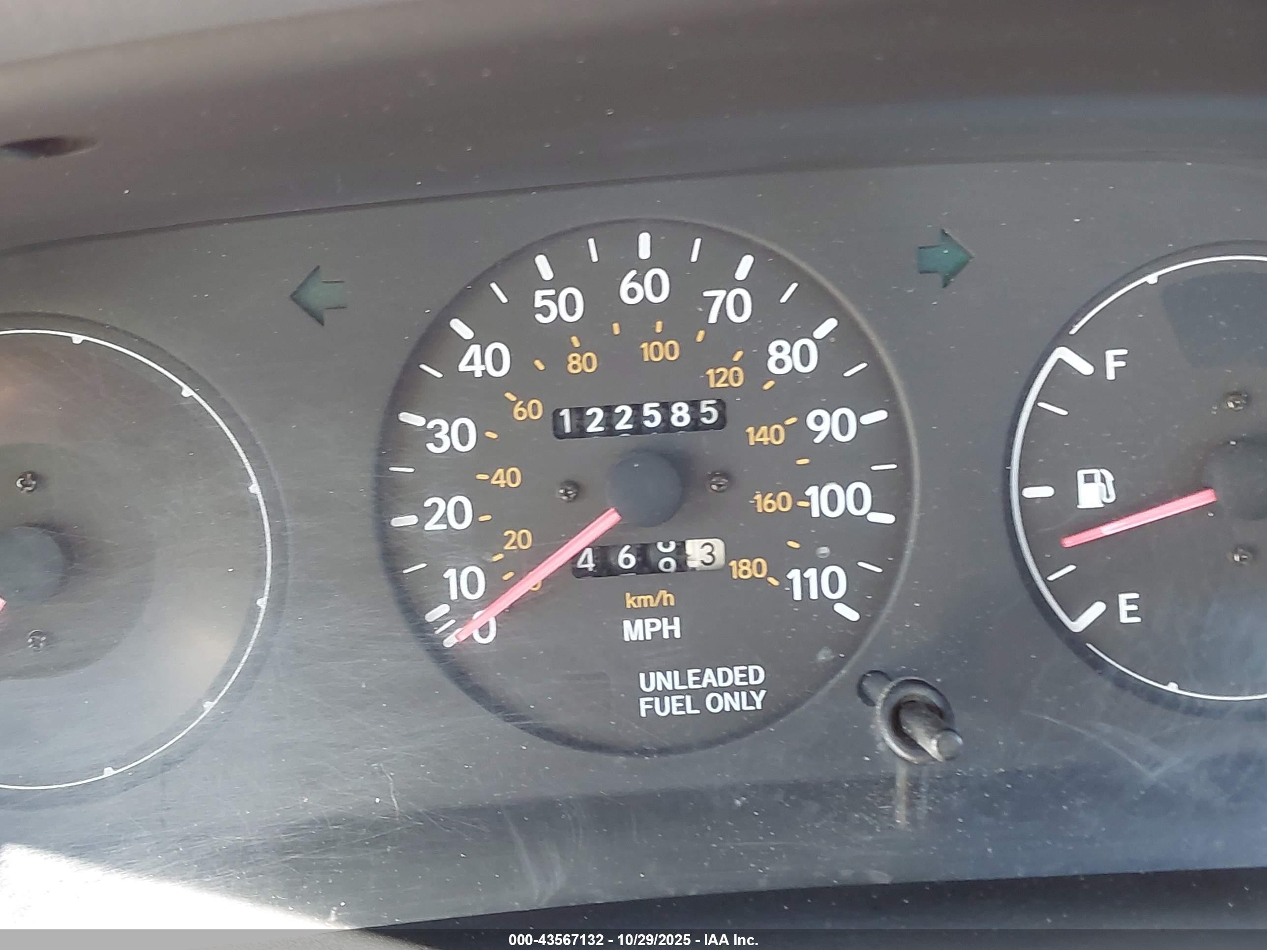 1993 Toyota Corolla Le/dx Red vin: JT2AE09E6P0028893