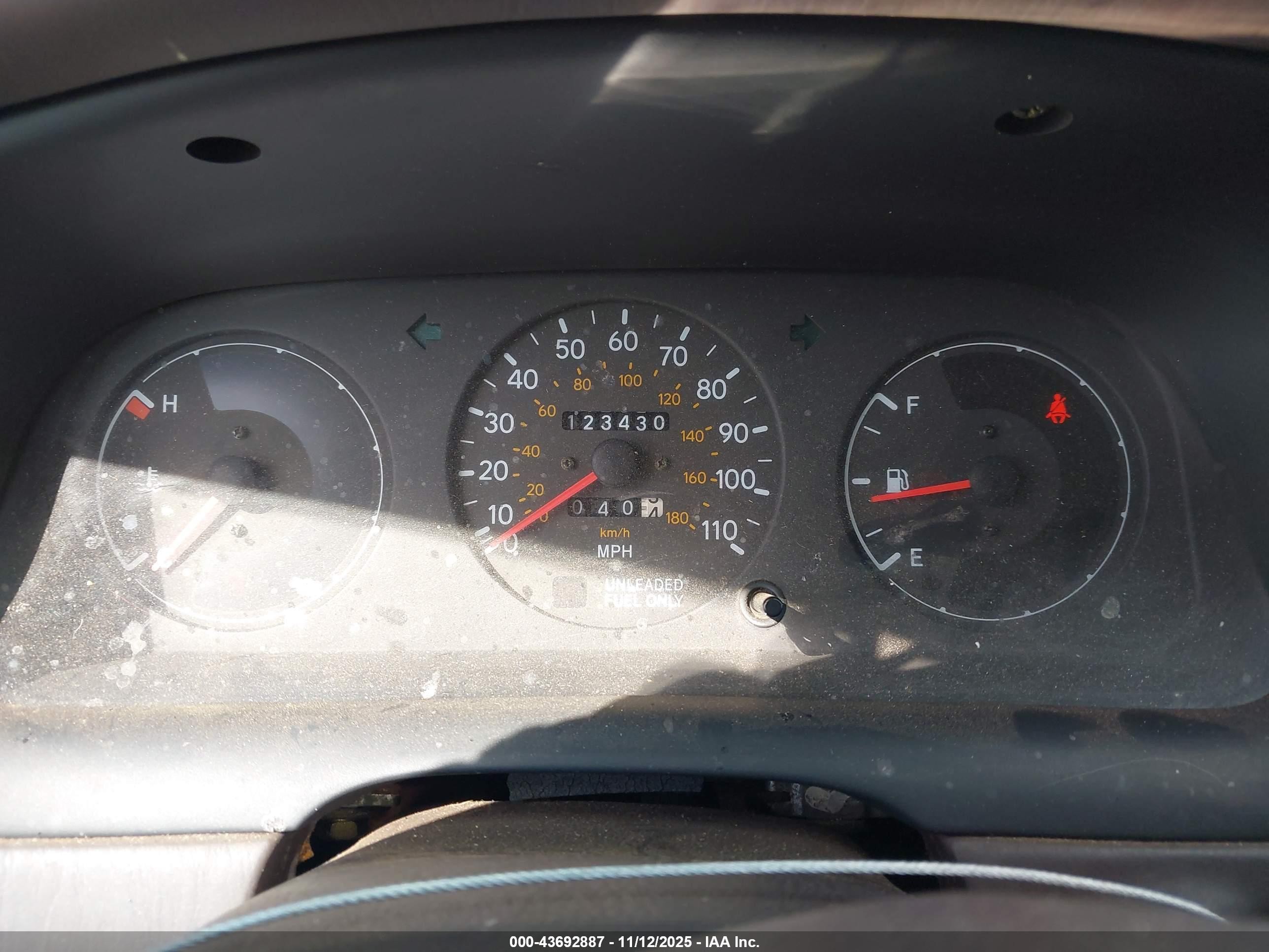 1993 Toyota Corolla Le/dx Коричневый vin: JT2AE09E6P0044267