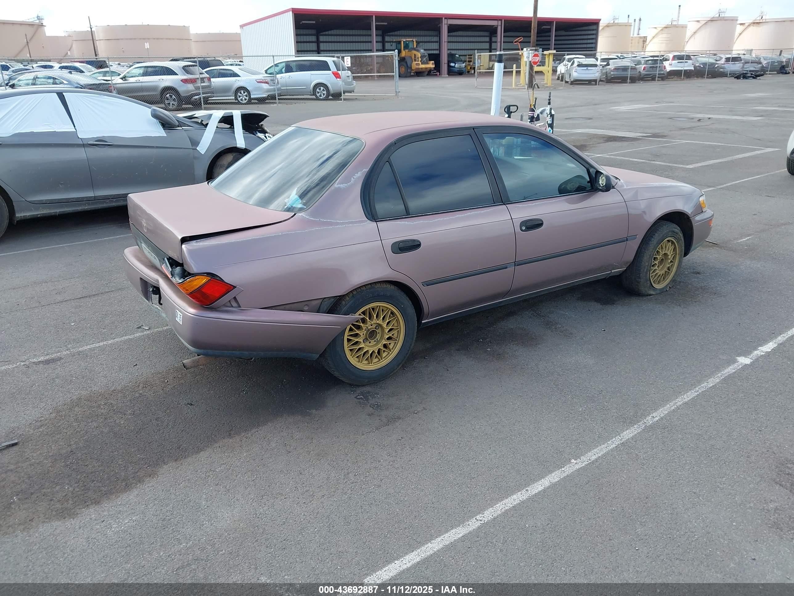 1993 Toyota Corolla Le/dx Коричневый vin: JT2AE09E6P0044267