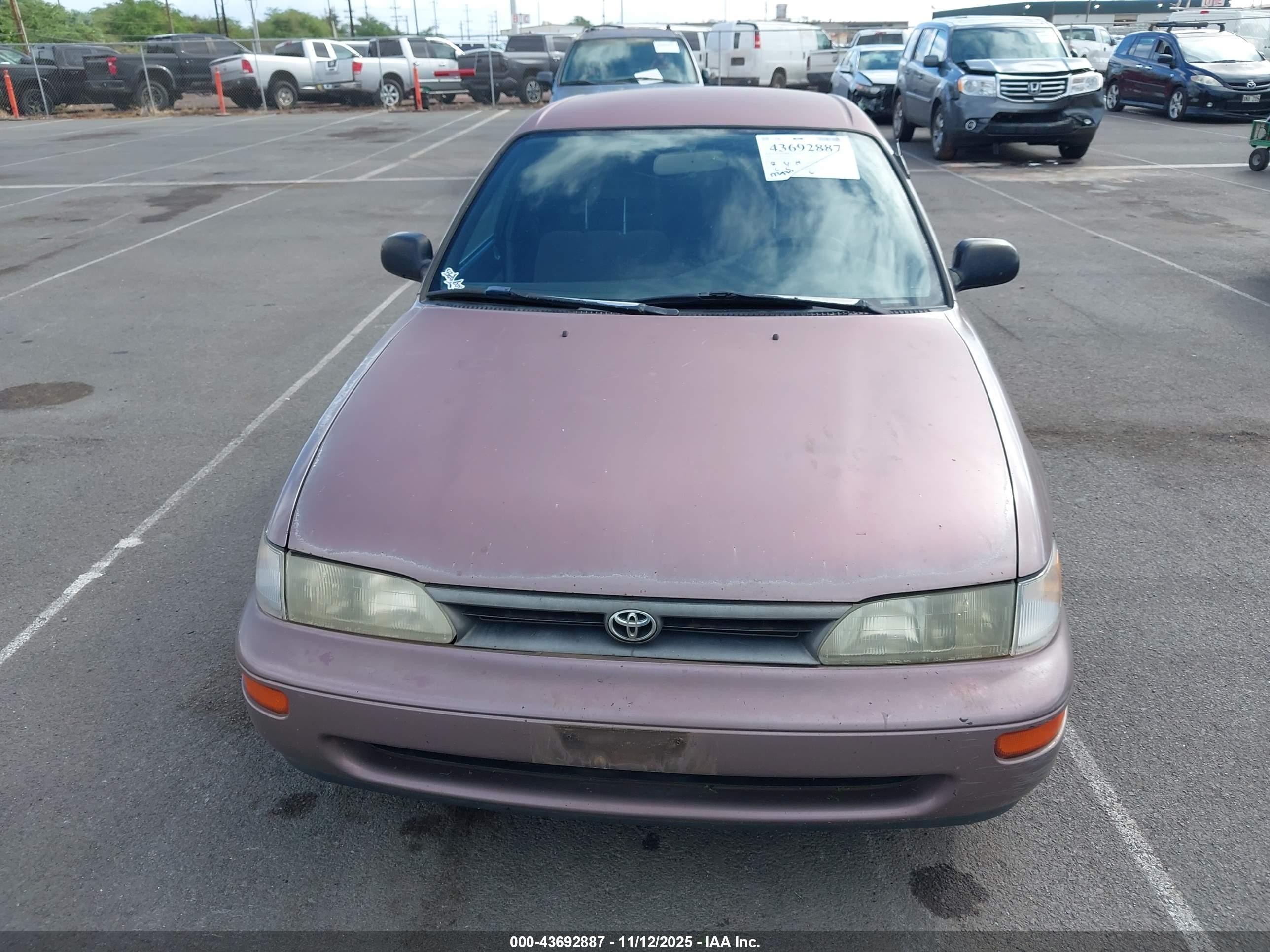 1993 Toyota Corolla Le/dx Коричневый vin: JT2AE09E6P0044267