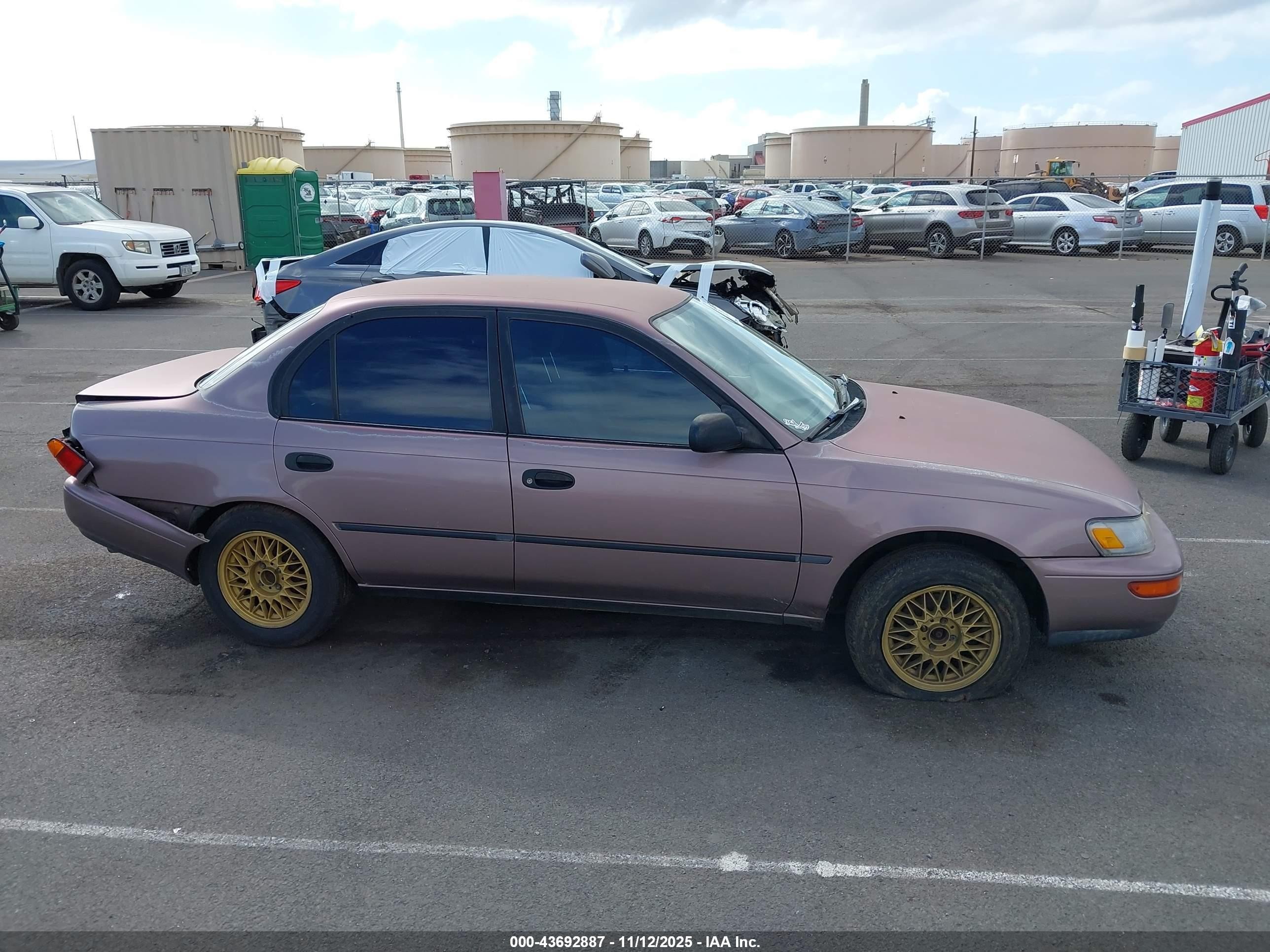 1993 Toyota Corolla Le/dx Коричневый vin: JT2AE09E6P0044267