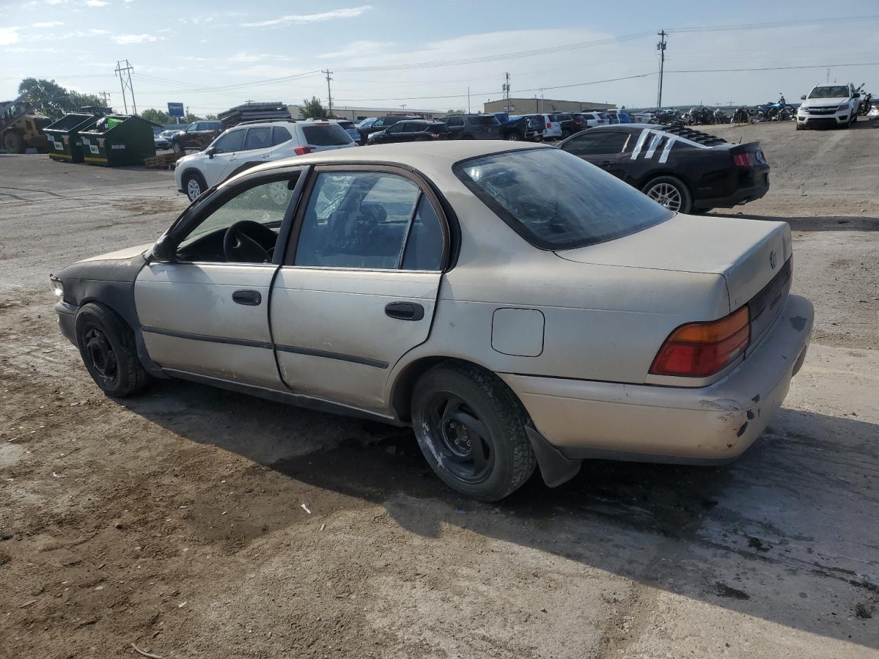 1993 Toyota Corolla Le Желто-коричневый vin: JT2AE09E7P0017384