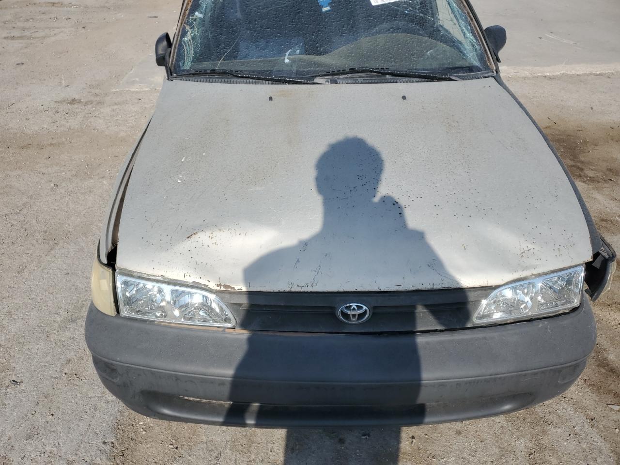 1993 Toyota Corolla Le Желто-коричневый vin: JT2AE09E7P0017384