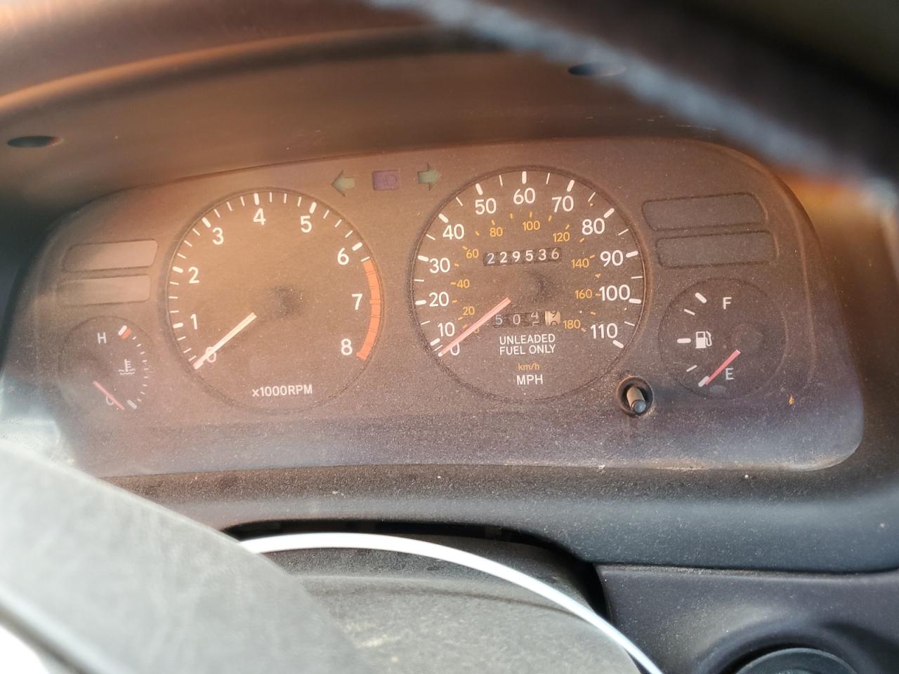 1993 Toyota Corolla Le Желто-коричневый vin: JT2AE09E7P0017384