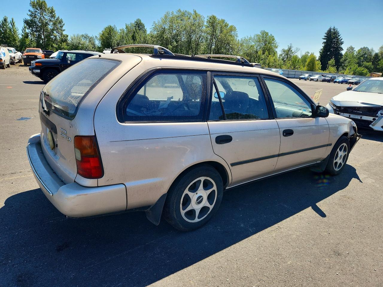 1994 Toyota Corolla Dx Beige vin: JT2AE09V5R0048149