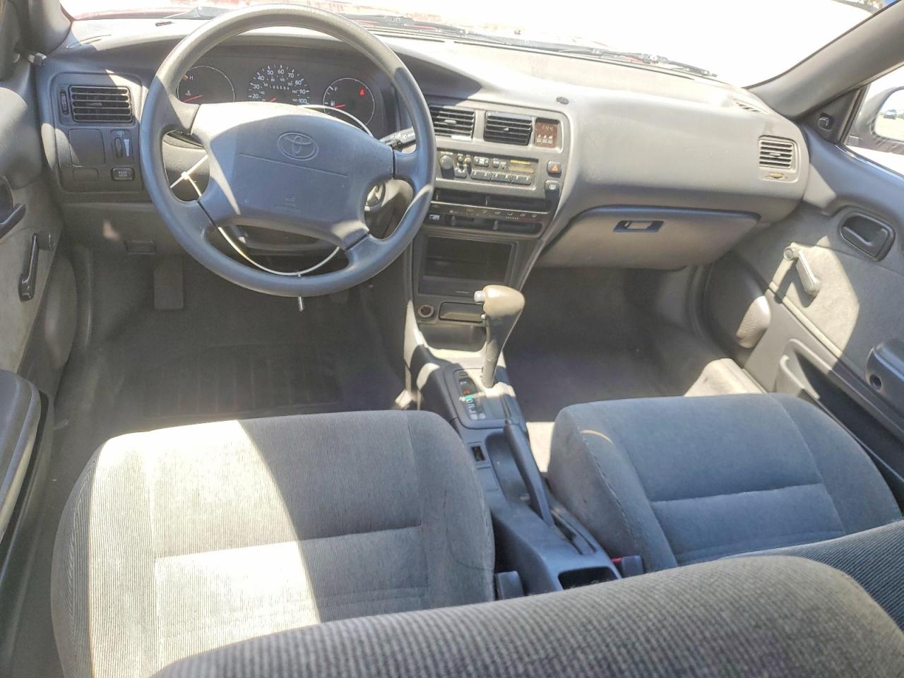 1993 Toyota Corolla Dx Red vin: JT2AE09WXP0026458