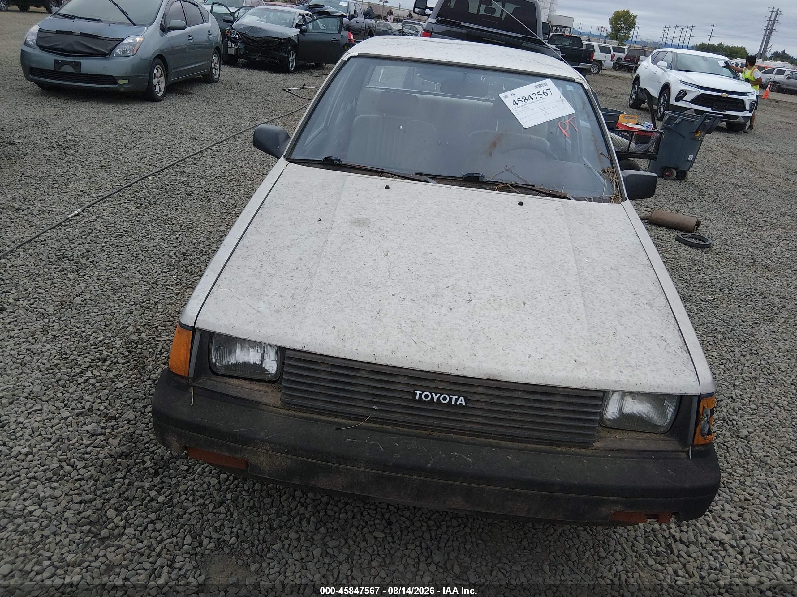 1984 Toyota Corolla Dlx Tan vin: JT2AE82E1E3121793