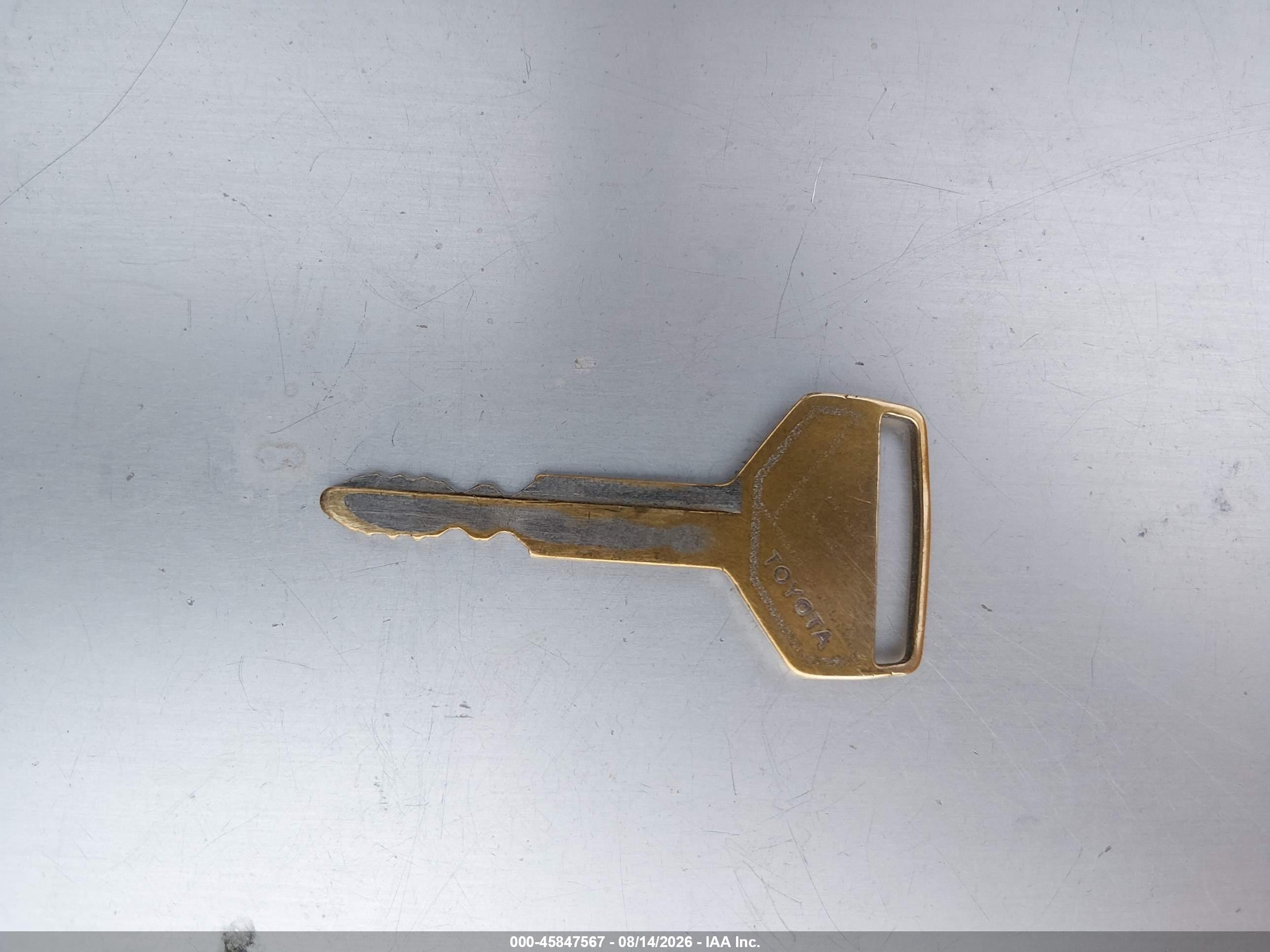 1984 Toyota Corolla Dlx Tan vin: JT2AE82E1E3121793