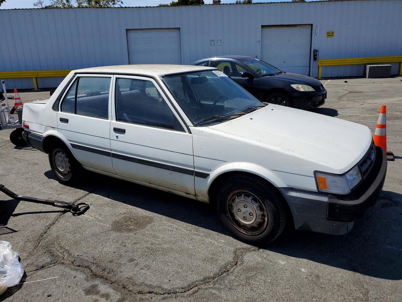 1987 Toyota Corolla Deluxe White vin: JT2AE82E5H3557762