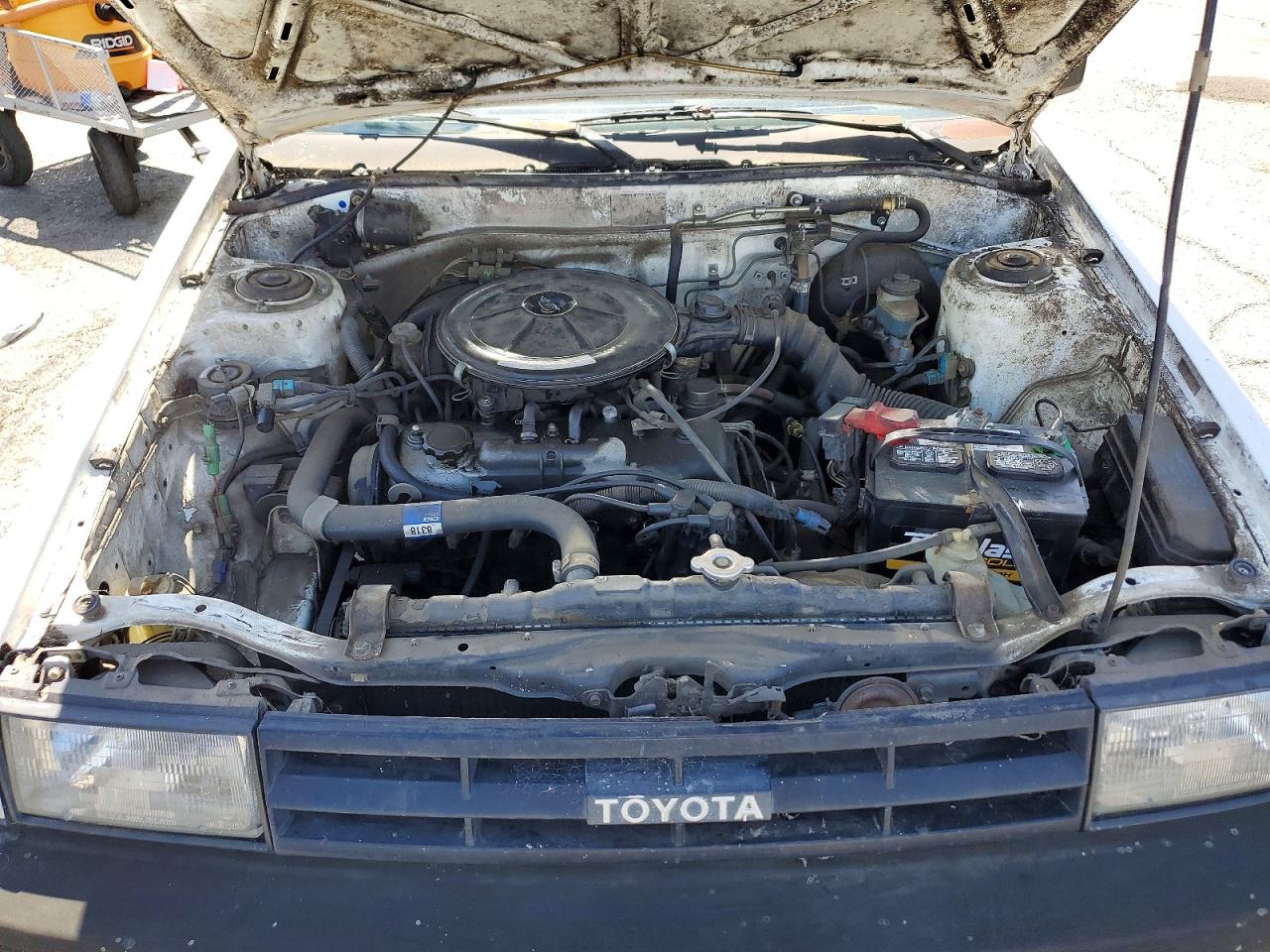 1987 Toyota Corolla Deluxe White vin: JT2AE82E5H3557762