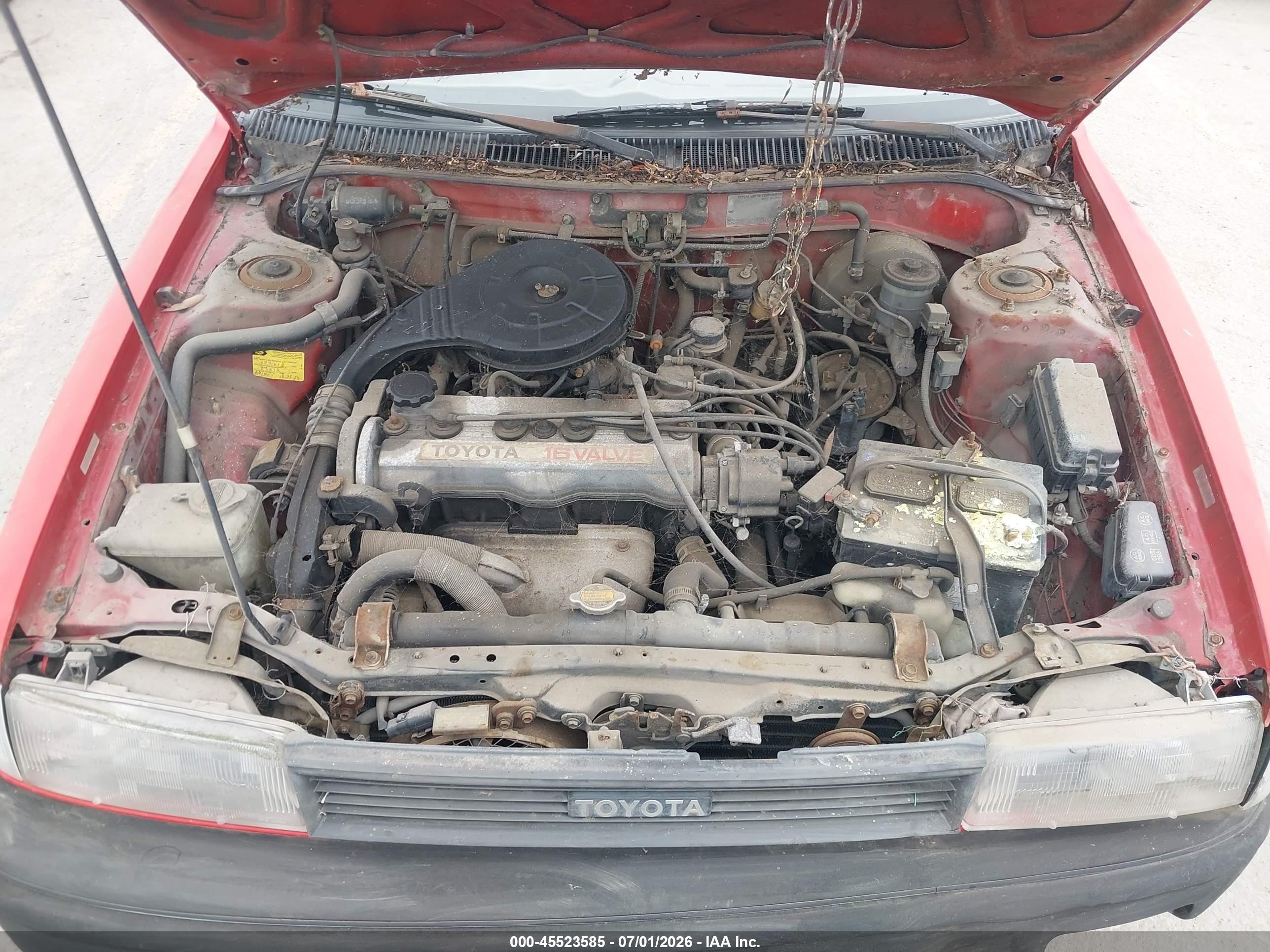 1988 Toyota Corolla Dlx Red vin: JT2AE92E3J0069214